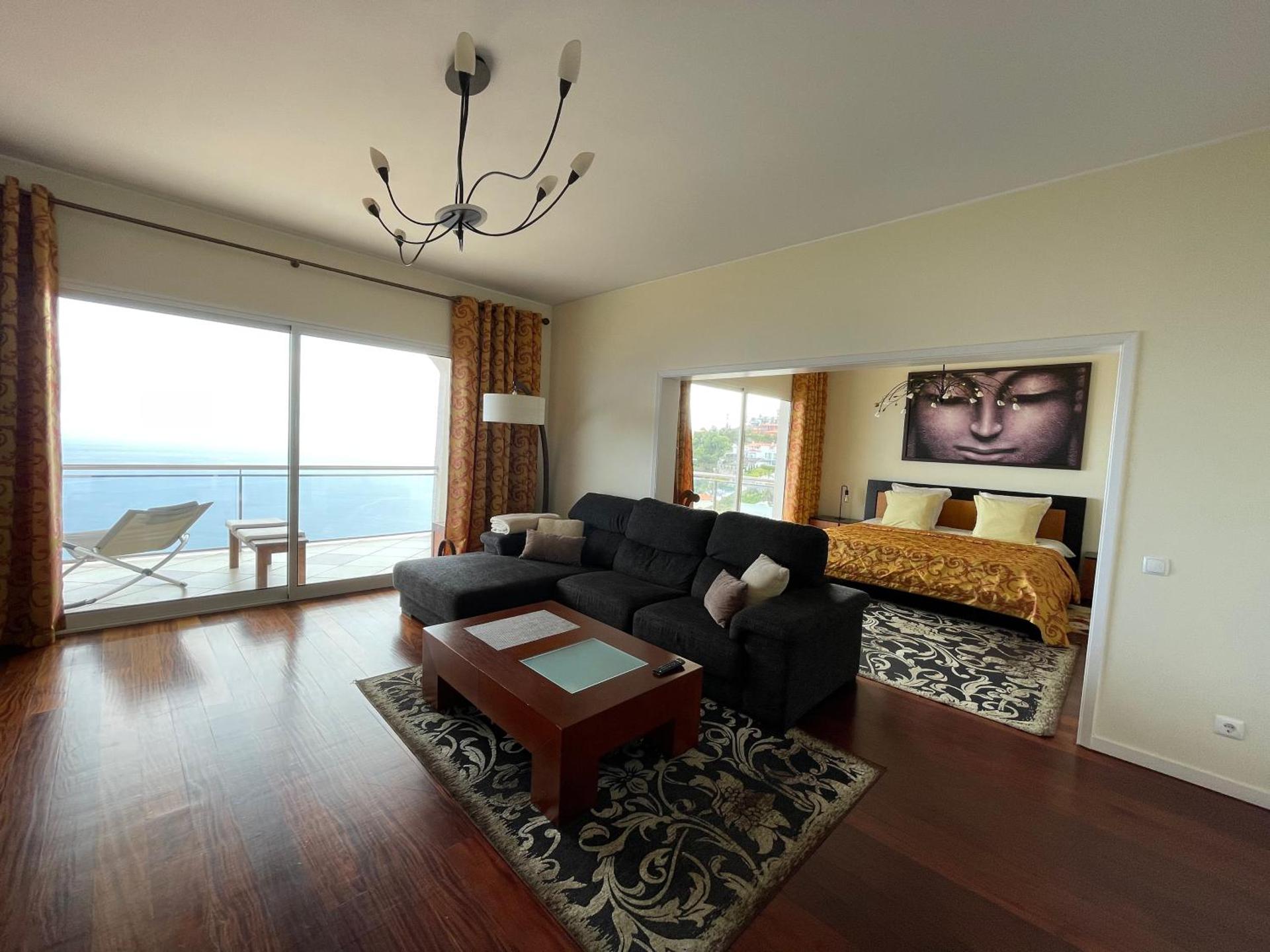 Villa Isabela - Car Rental for Free