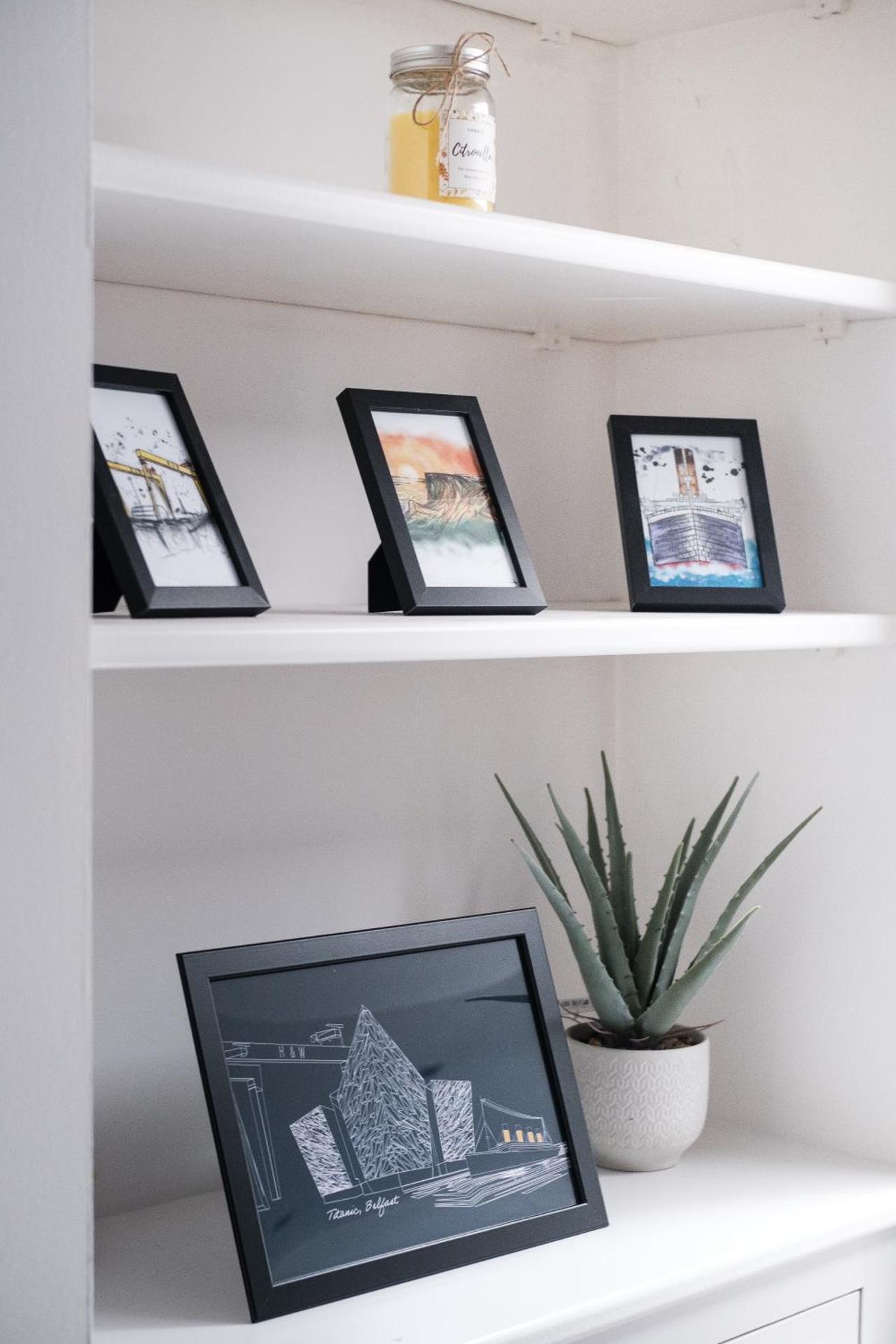 Communal lounge/ TV room