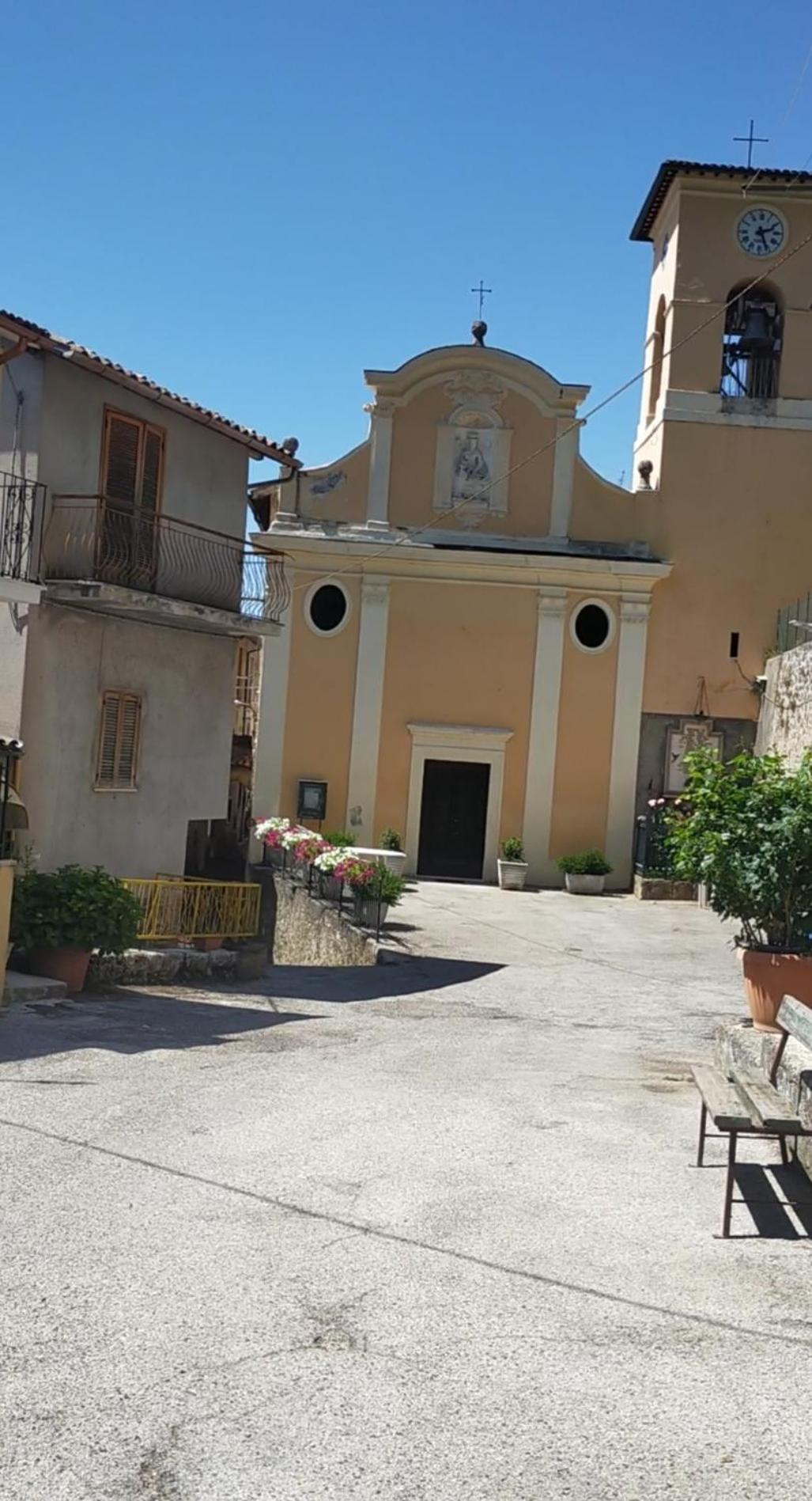 Monolocali Tra Rieti e Terminillo e lago del Salto