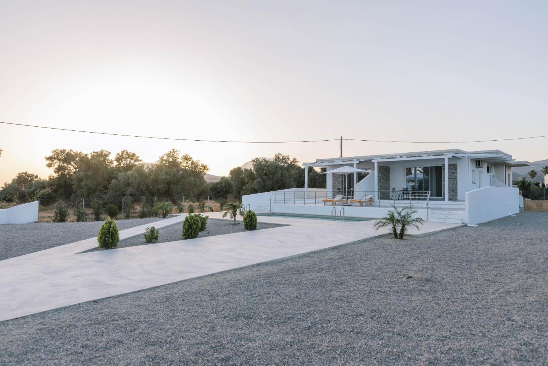 ANASTASIA'S Luxury Homes