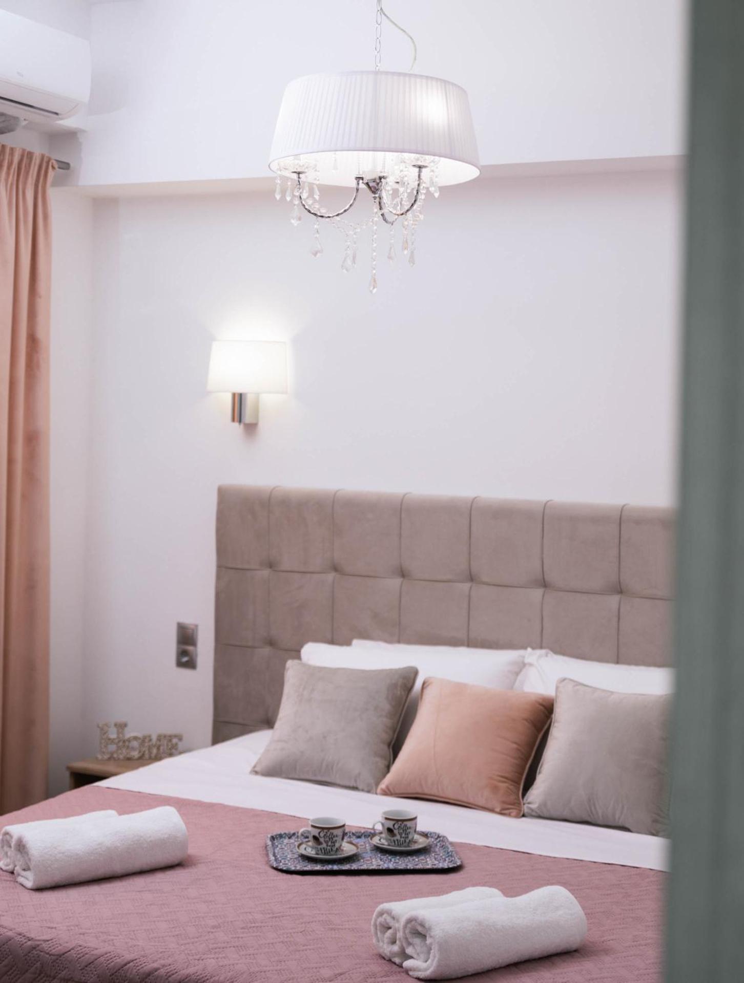 ANASTASIA'S Luxury Homes