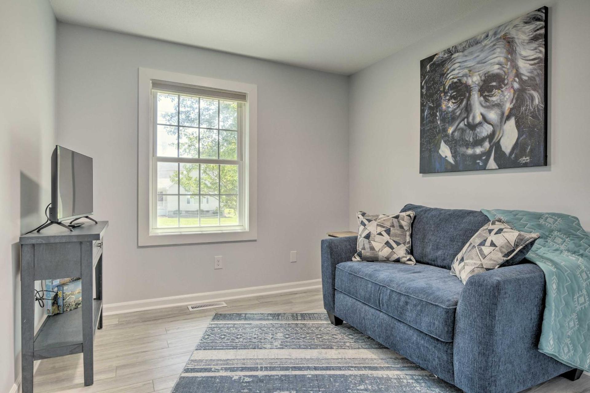 Apex Home about 15 Mi to Downtown Raleigh!