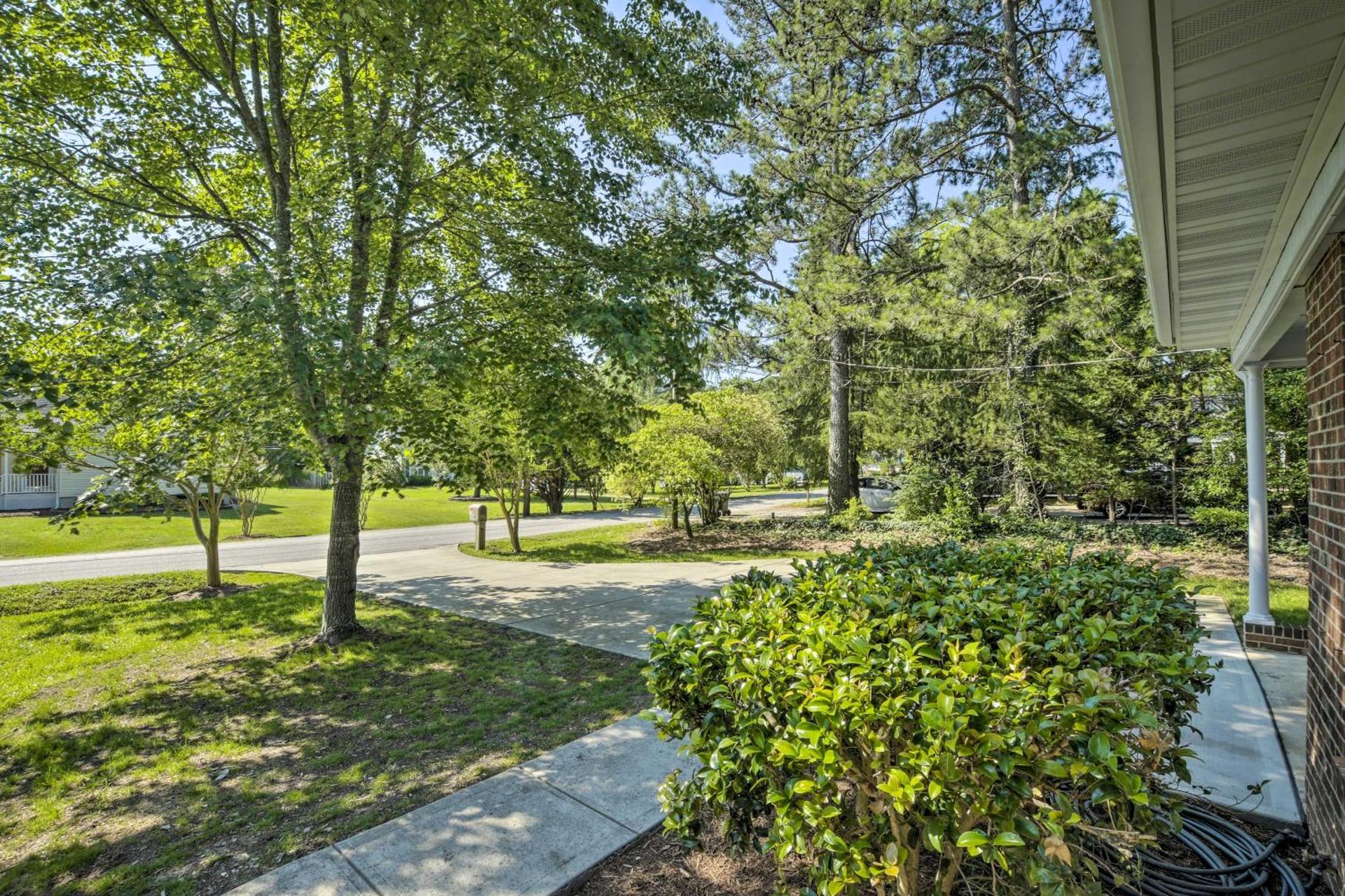 Apex Home about 15 Mi to Downtown Raleigh!