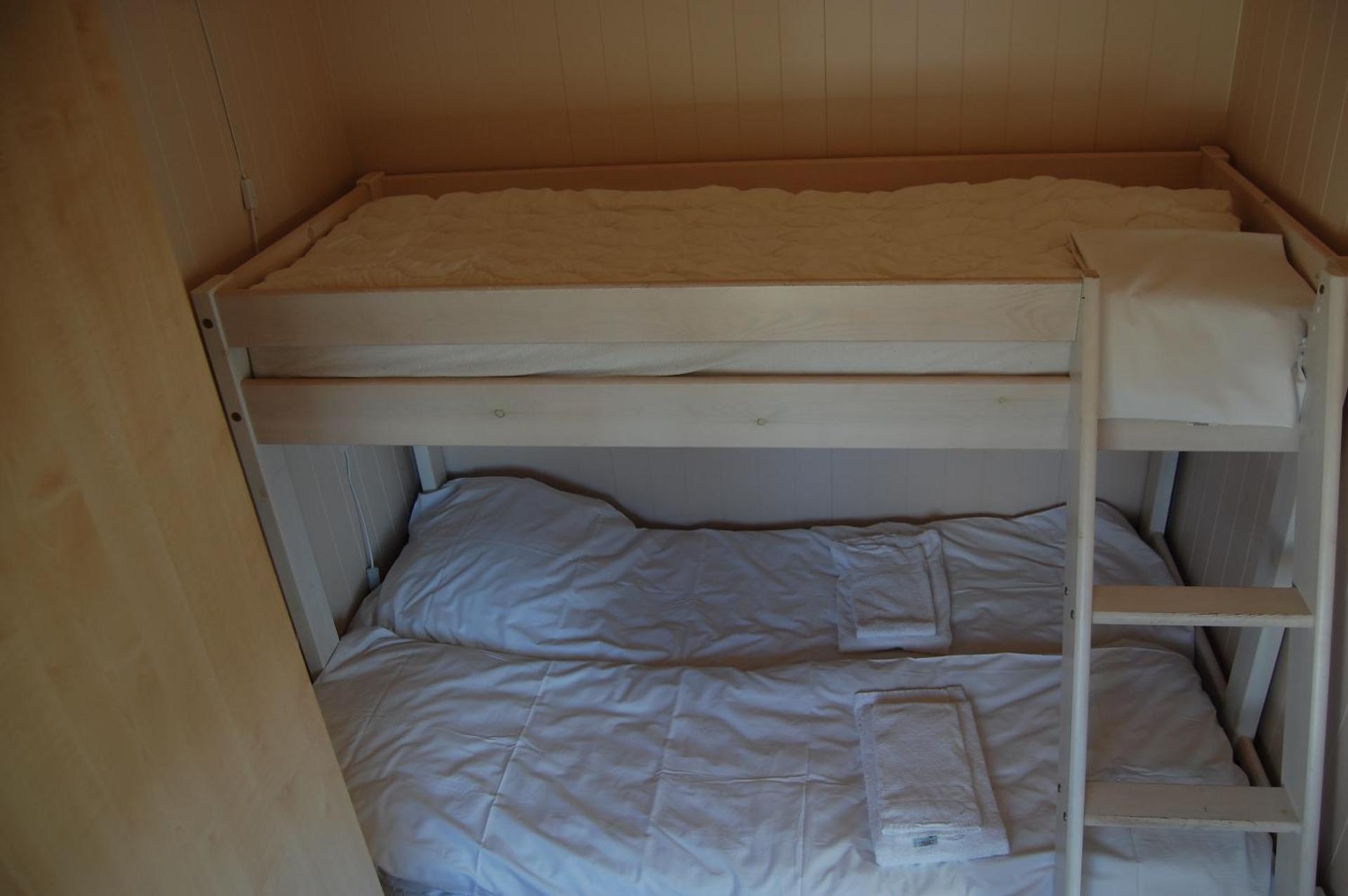 bunk bed