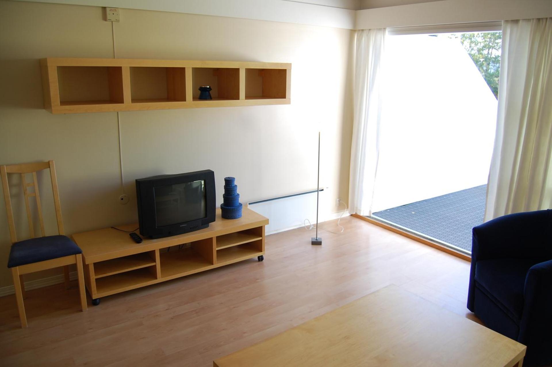 One-Bedroom Apartment with Balcony