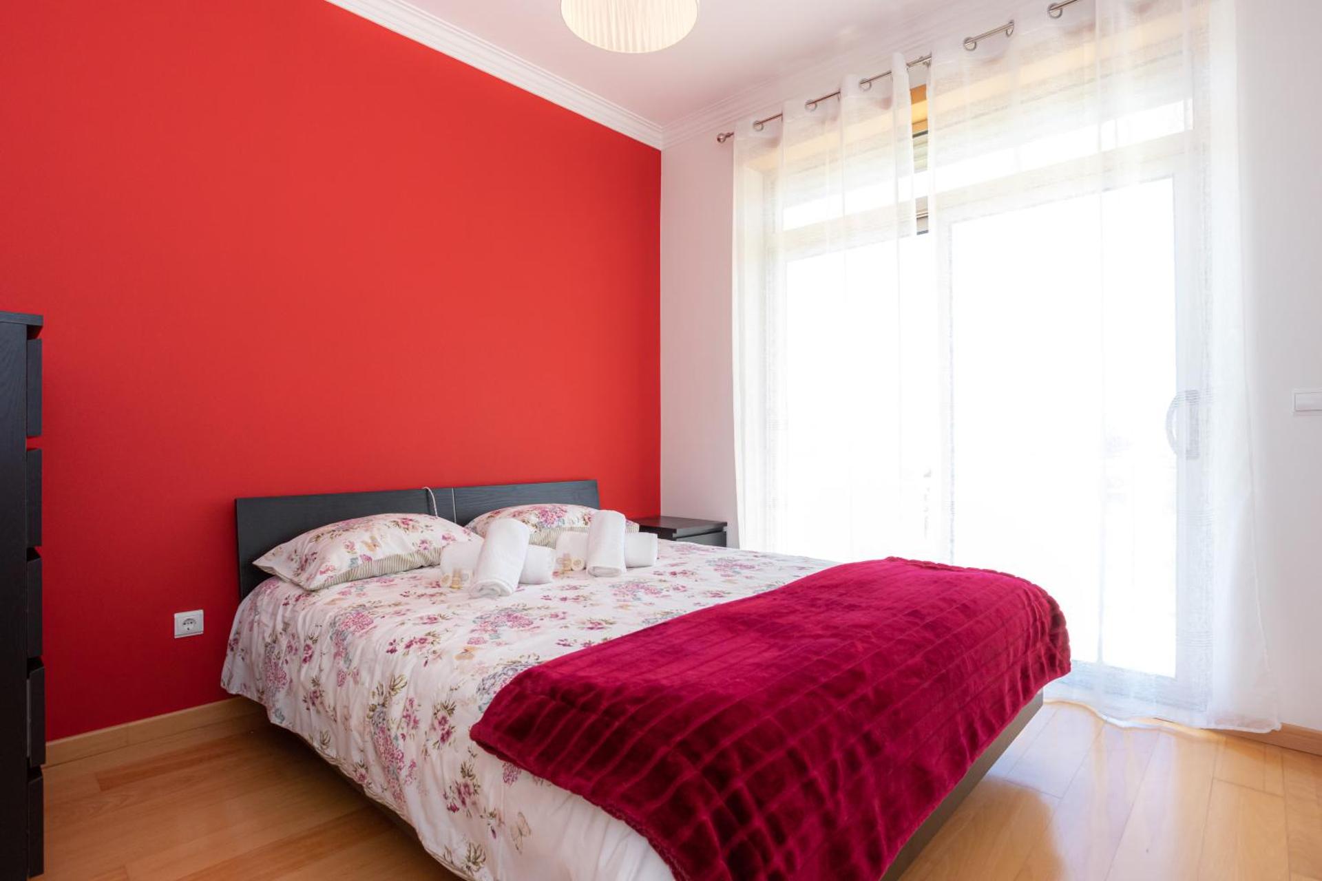 Foz Village Beach by Rent4All