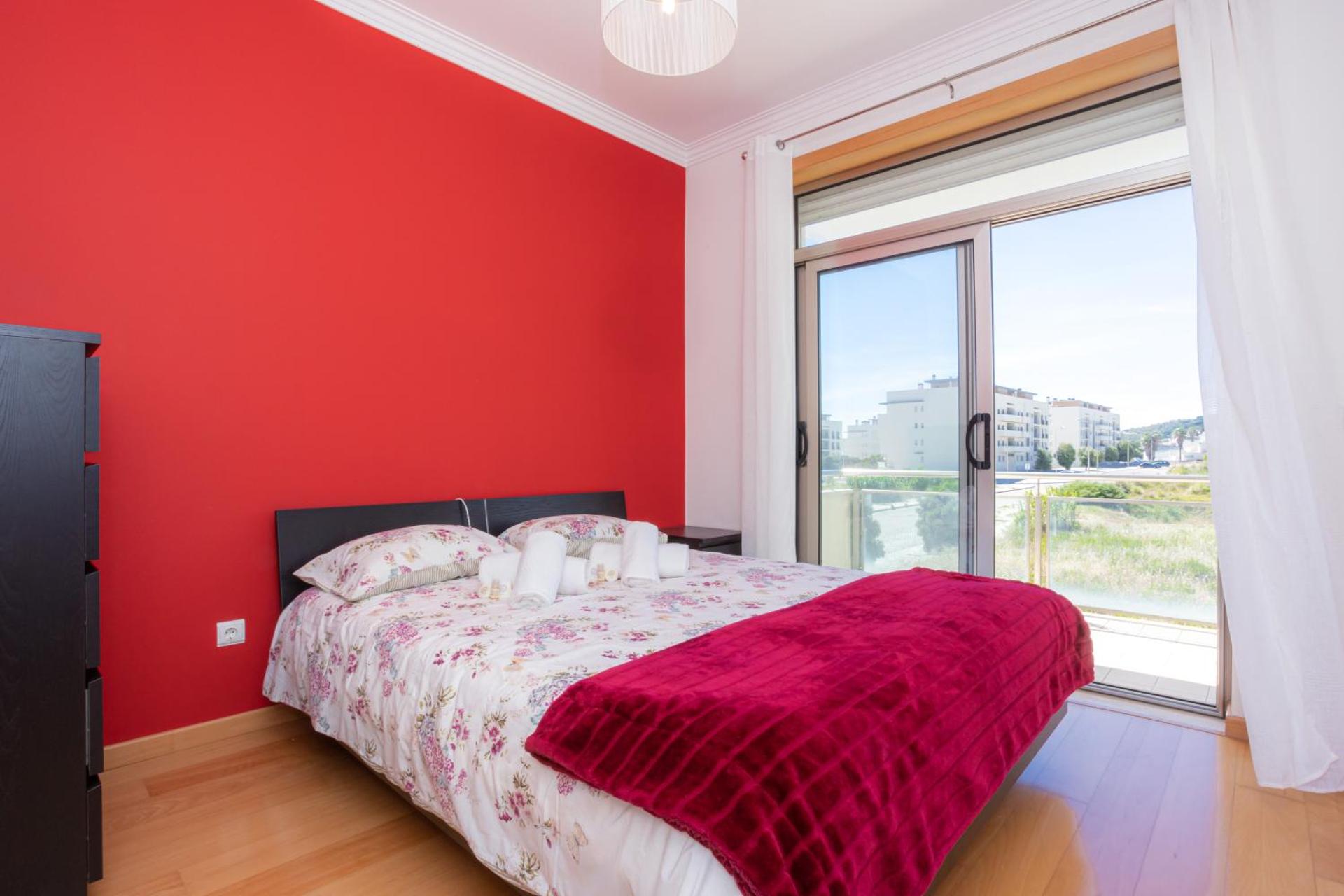 Foz Village Beach by Rent4All