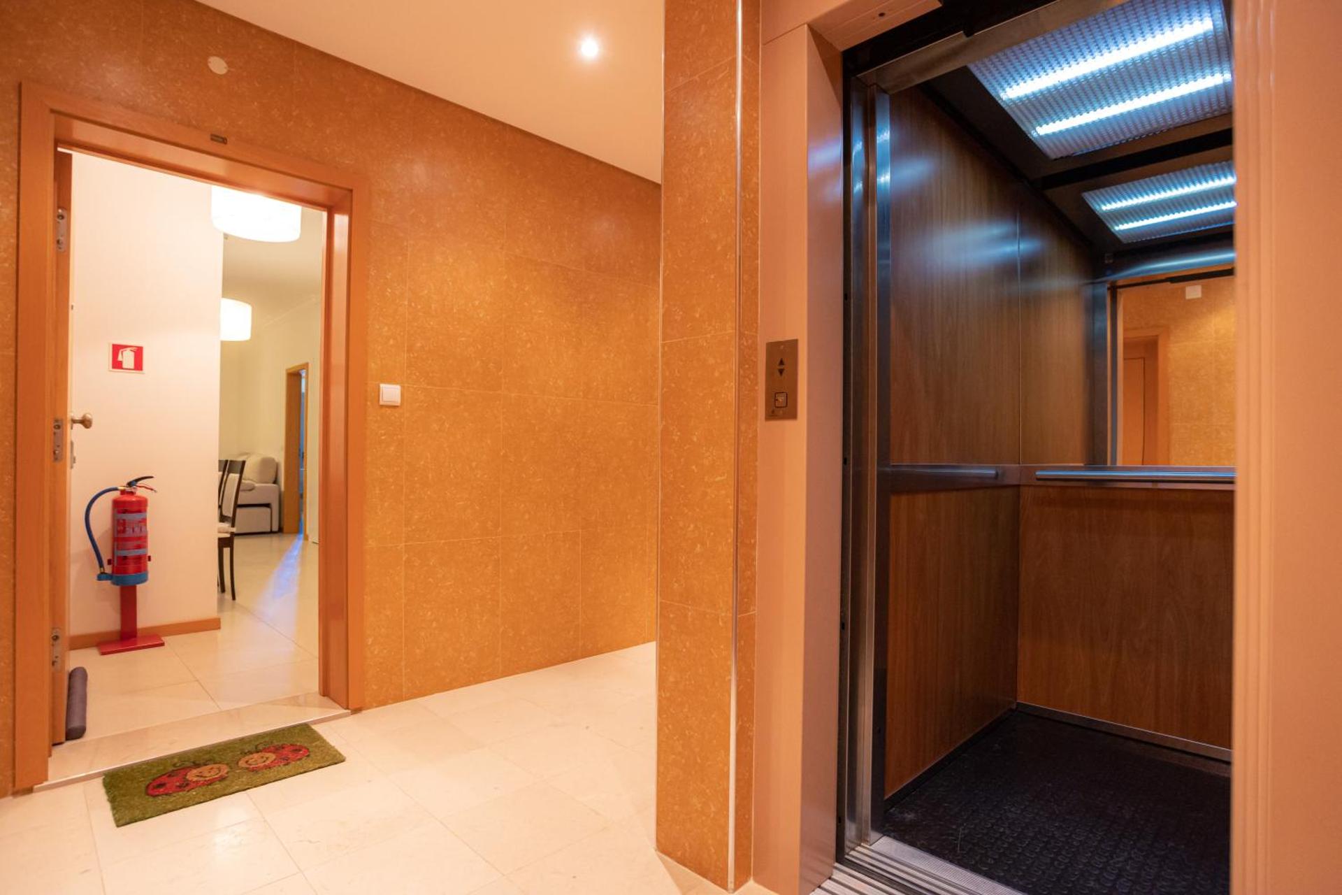 Foz Village Beach by Rent4All