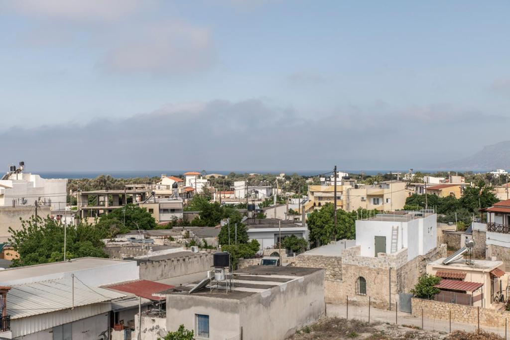 Timbaki'Theodosia'T Brothers