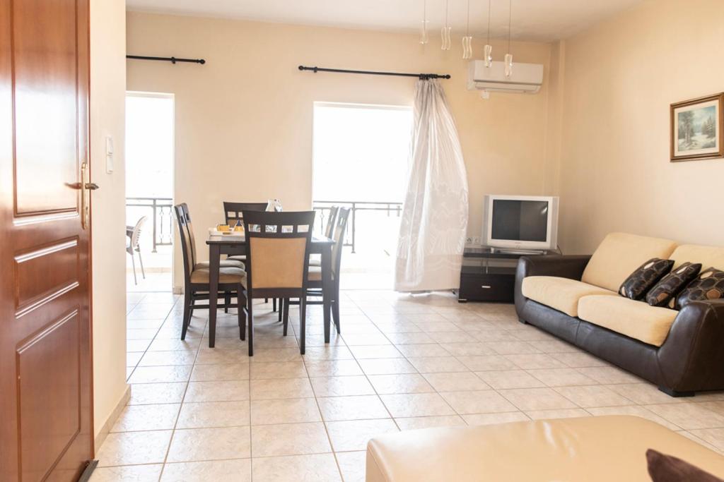 Timbaki'Theodosia'T Brothers