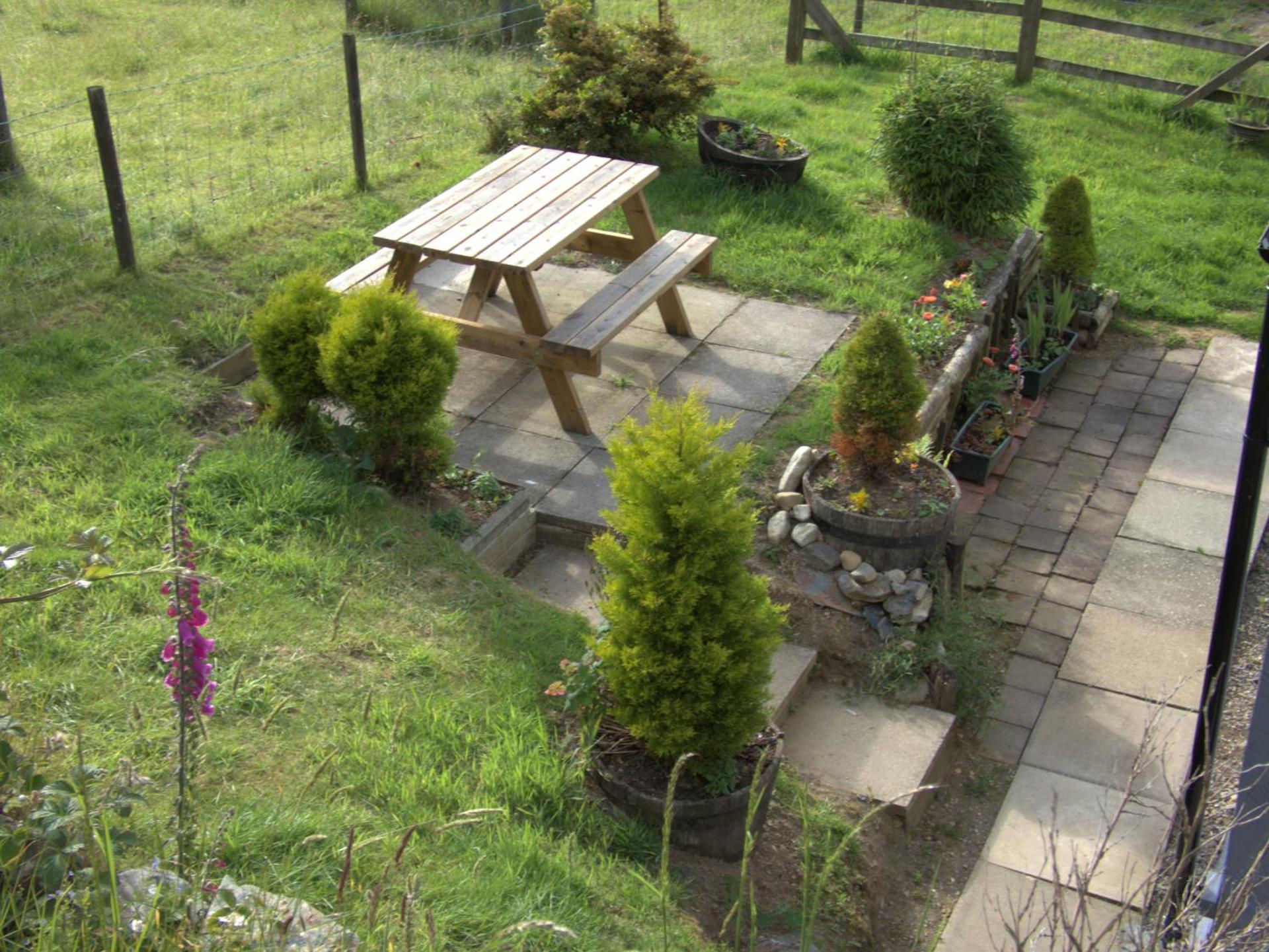 Abergwynant Farm Glamping & Apartments