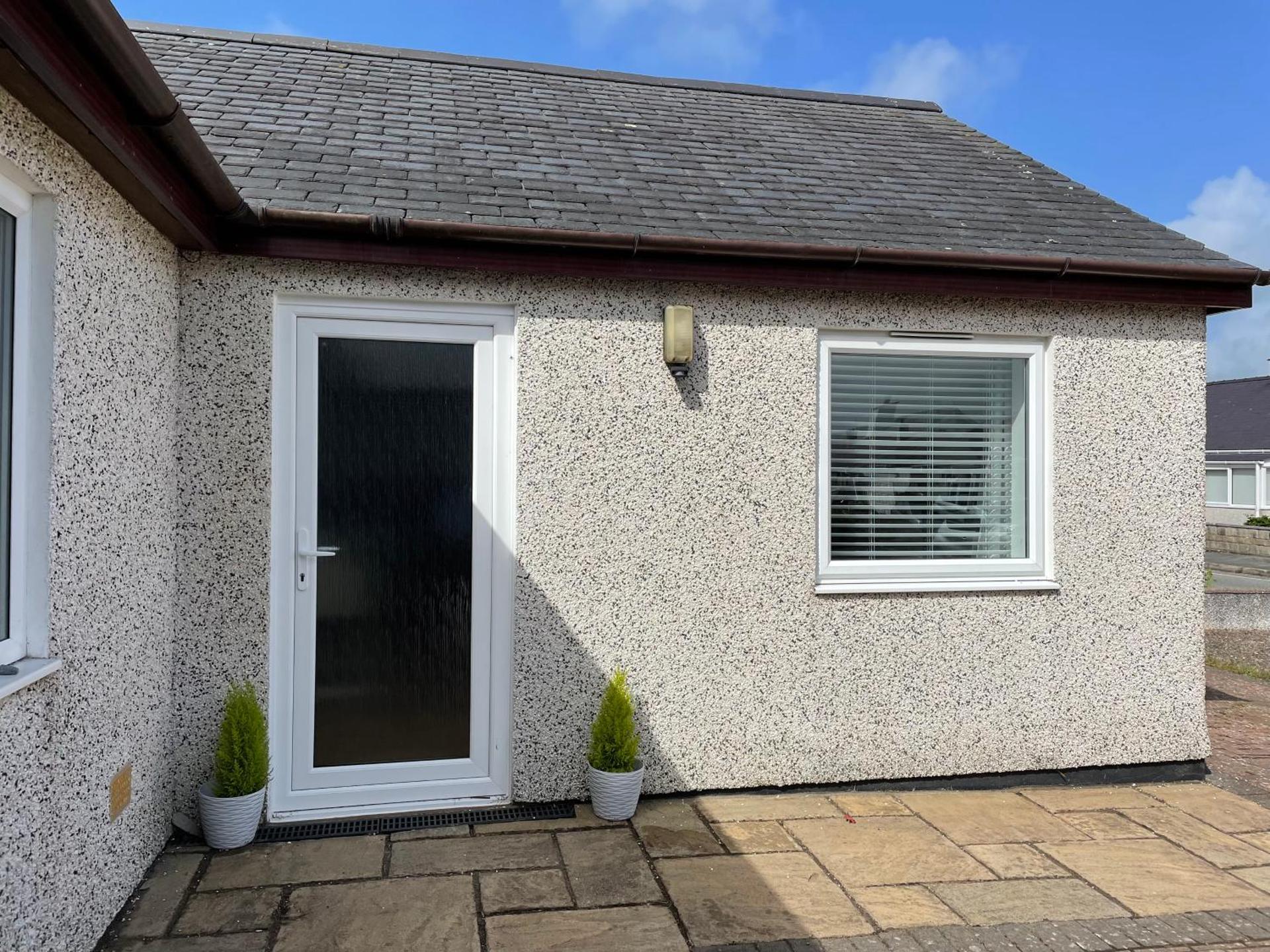 The Cwtch - a self contained one bedroom annex