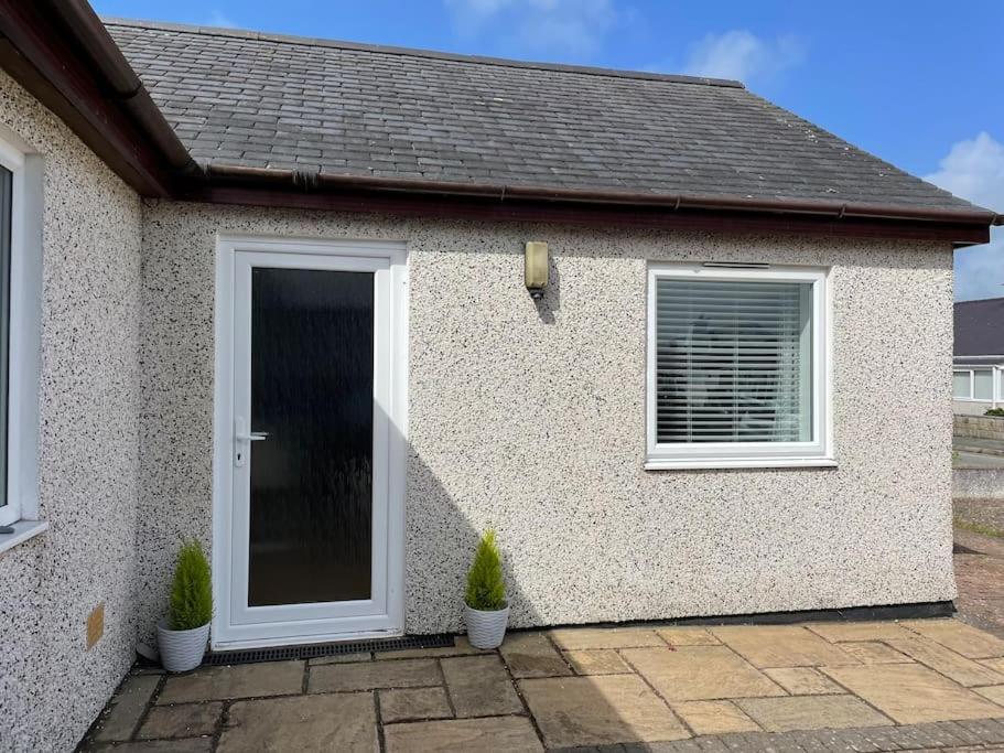 The Cwtch - a self contained one bedroom annex