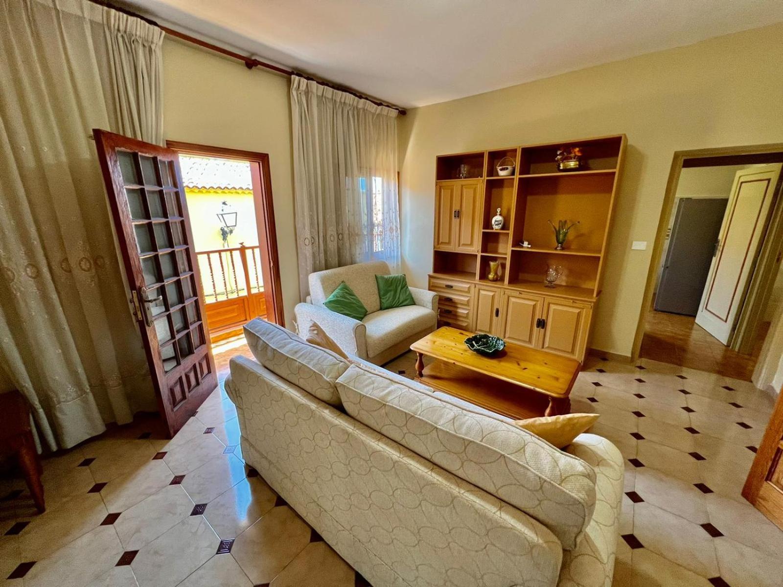 Lovely spacious apartment in the center - Vilaflor