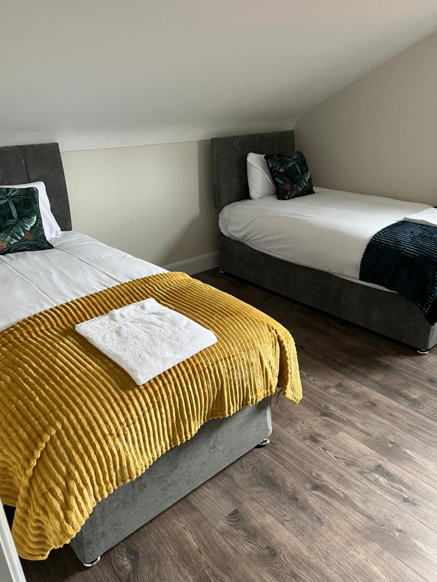 Oakwell holiday village