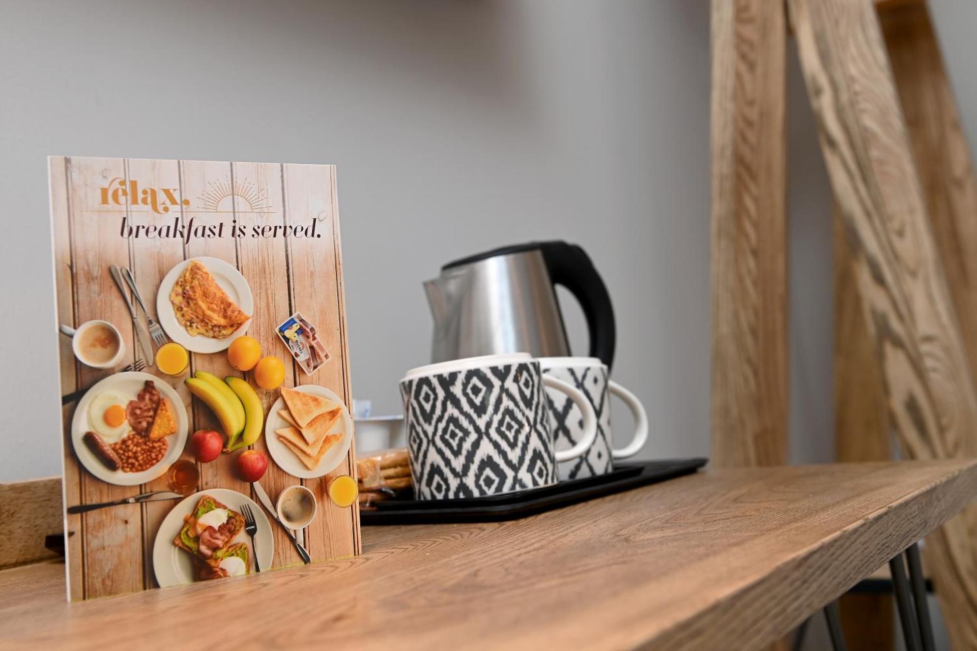 Coffee/tea facilities