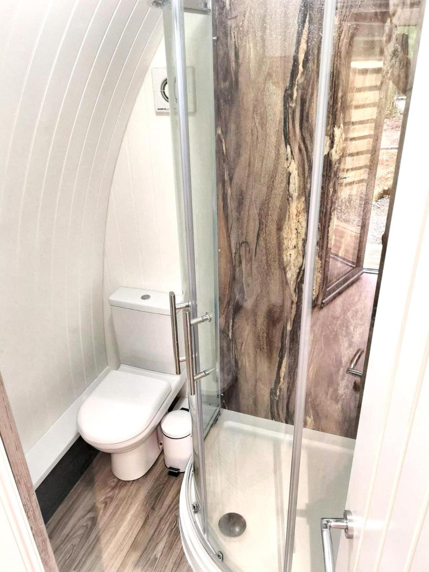 The Pod-Hot Tub-Woodland Lodges-St Clears-Carmarthen