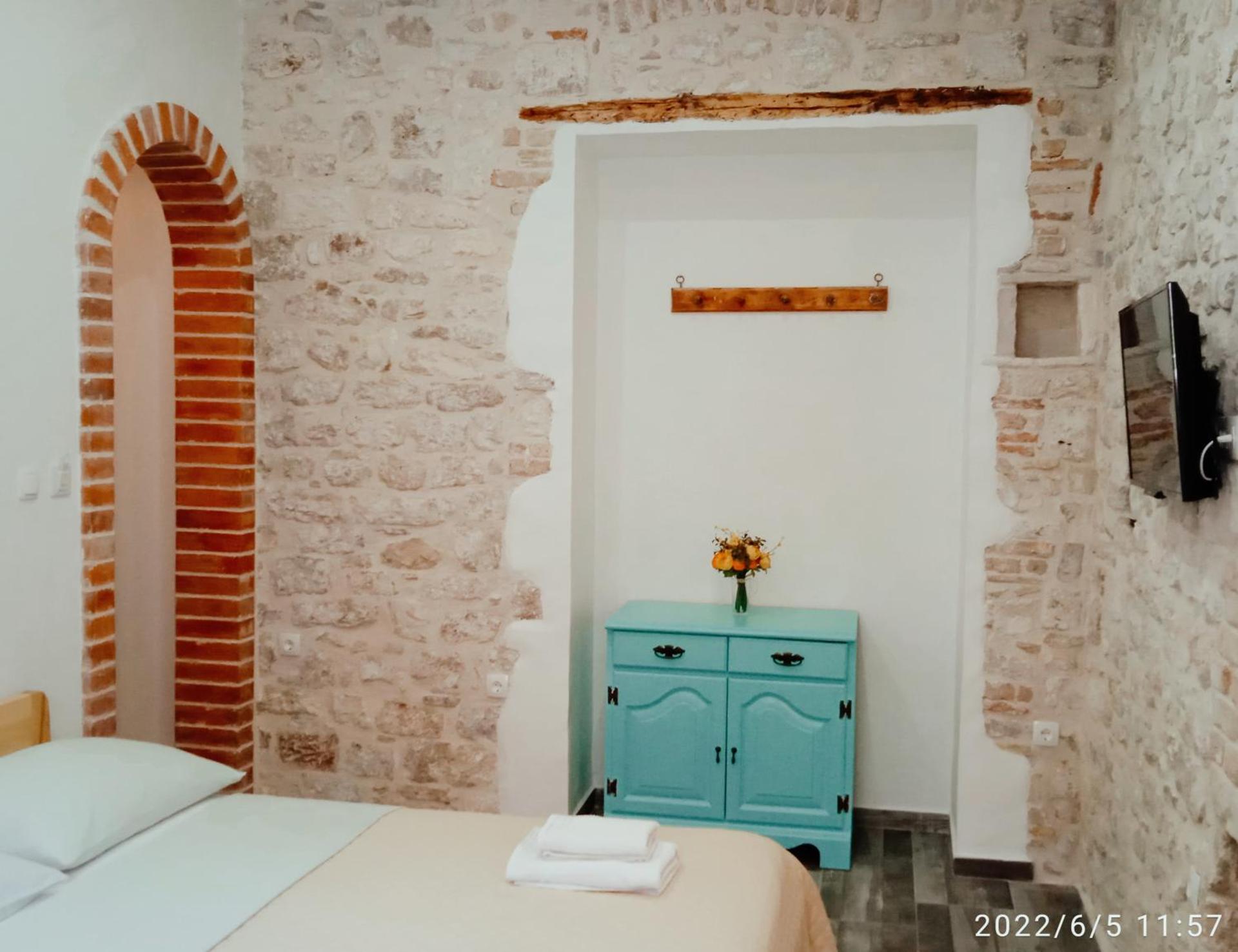 Rooms and Apartments Djanovic