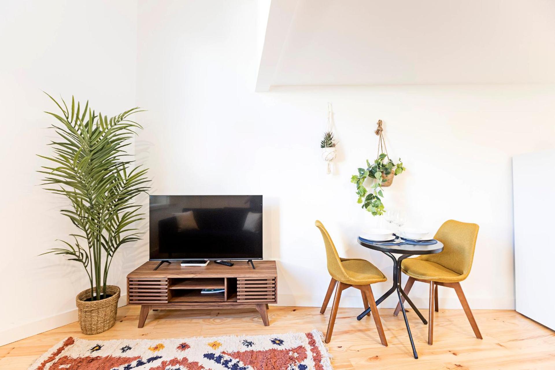 Vila Burgães by LovelyStay