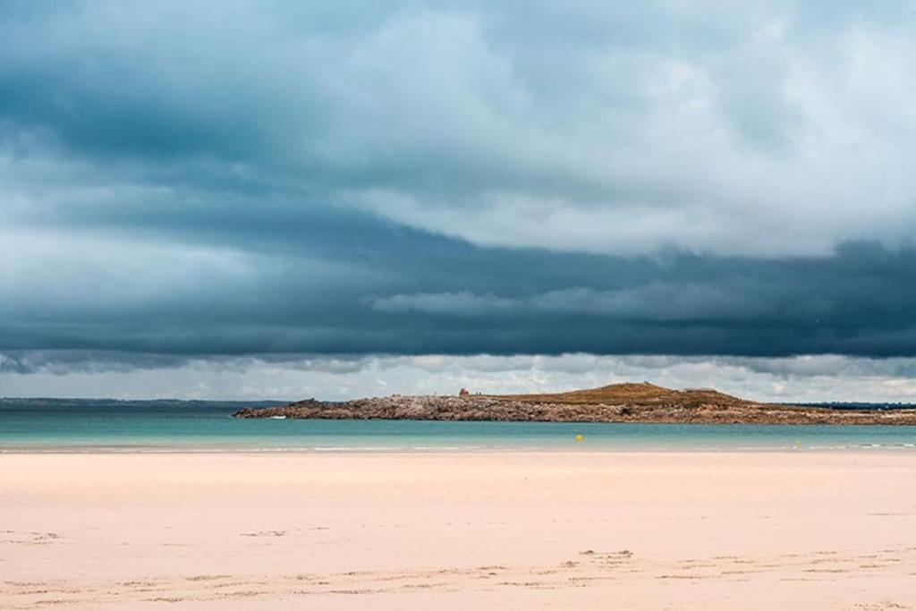 APPART-DUPLEX VUE MER PANORAMIQUE BALCON & PISCINE proche commerce