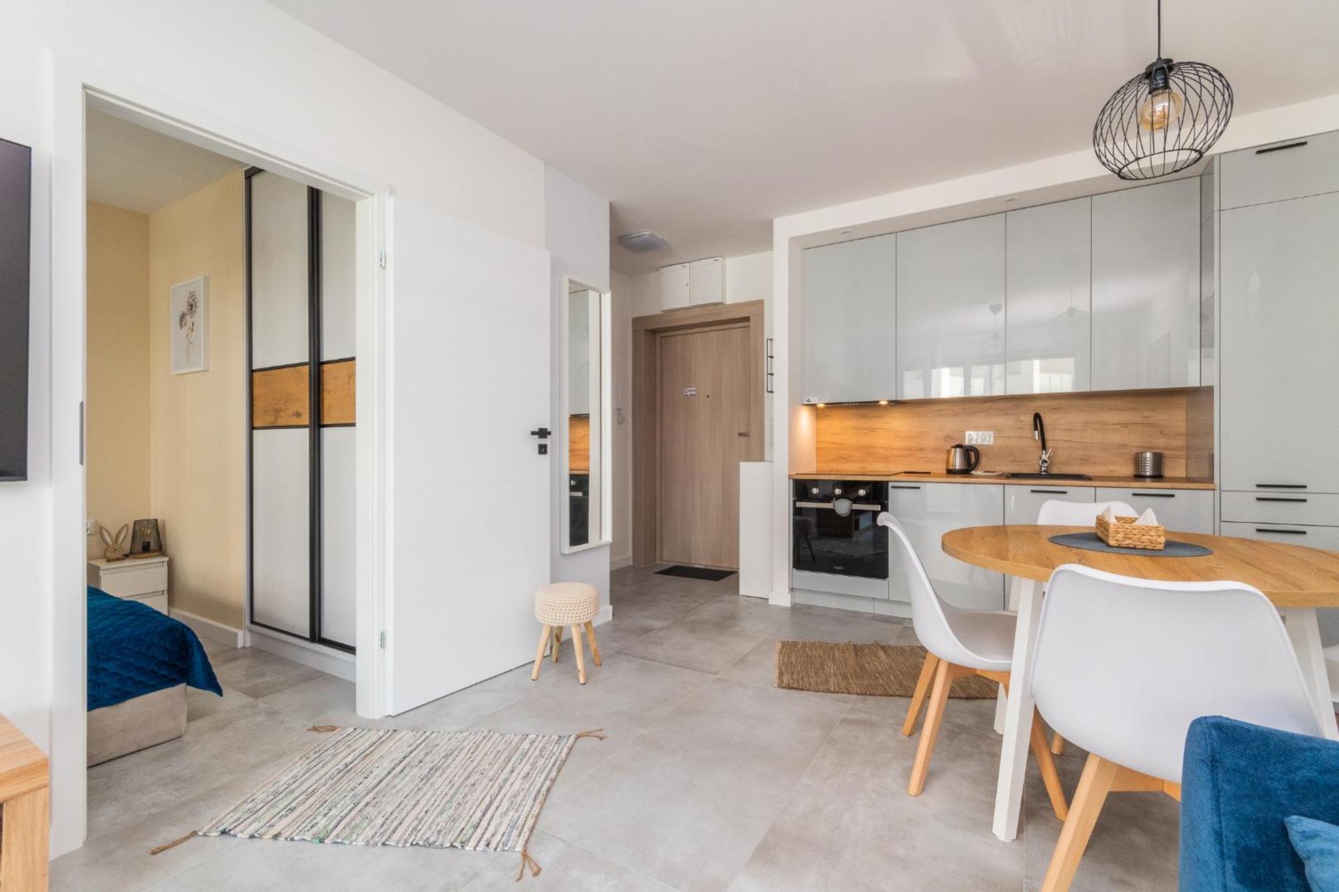 APARTAMENTY MIERZEJA -OSIEDLE BURSZTYNOWE, Jantar