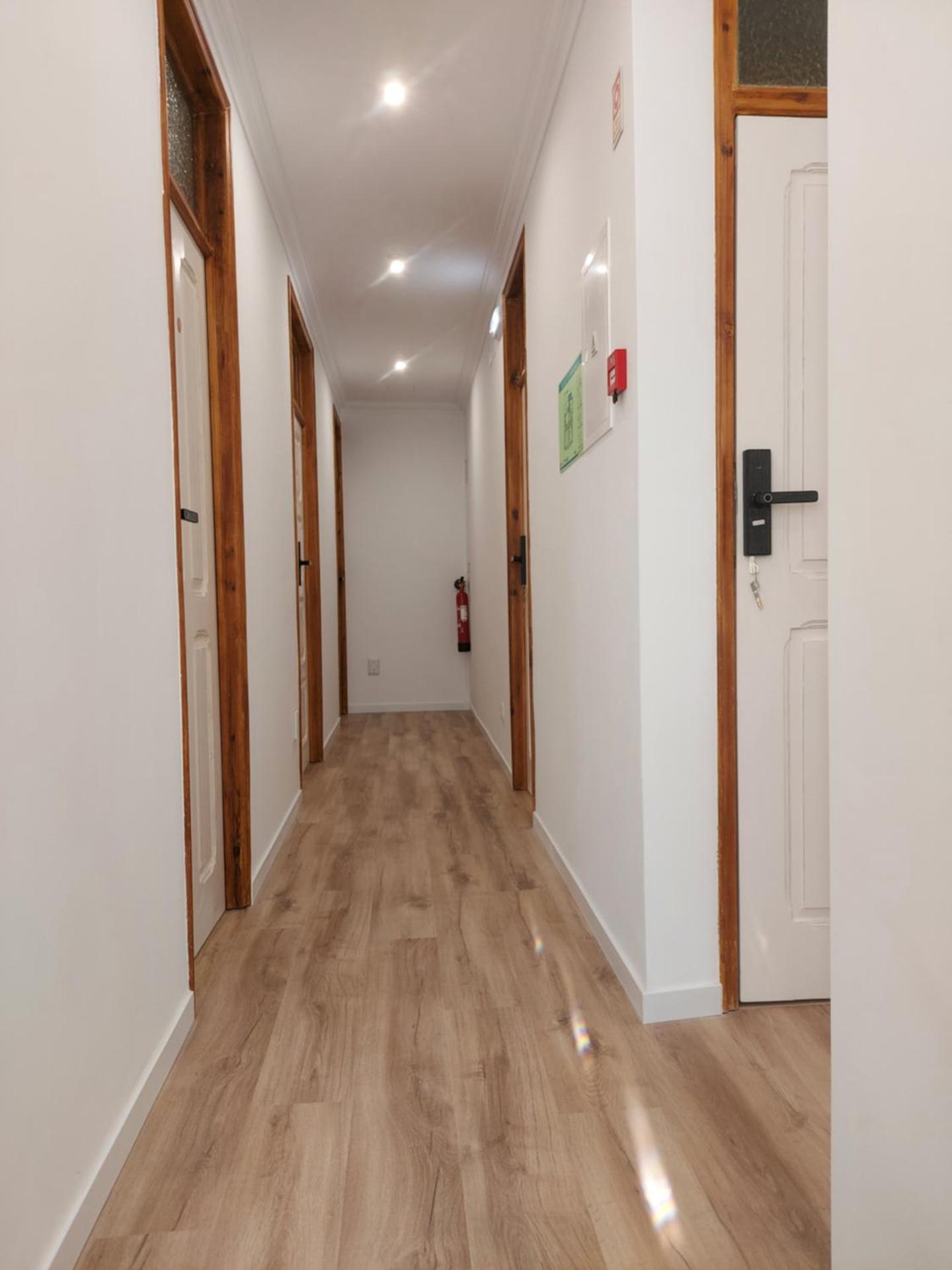 Wolley - Peniche GuestHouse 2