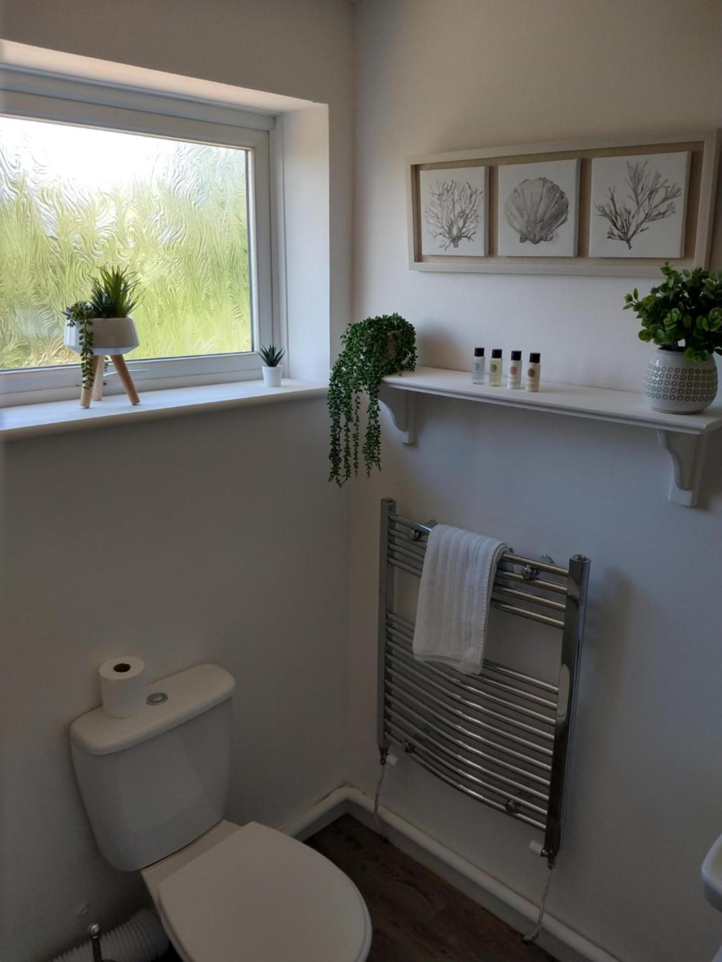 Stamford Redcot Gardens Stylish 2 bed Family town house with parking