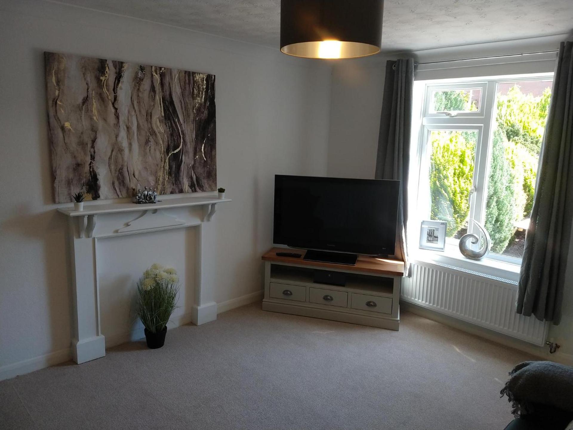 Stamford Redcot Gardens Stylish 2 bed Family town house with parking