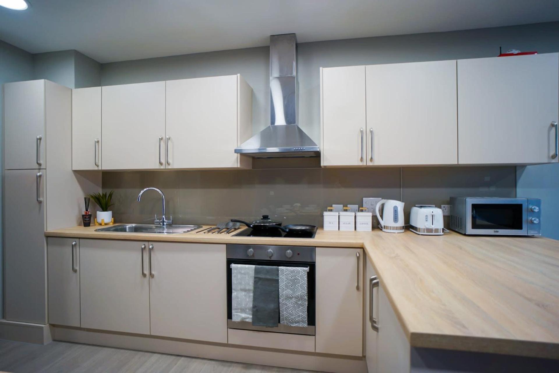 Kitchen or kitchenette