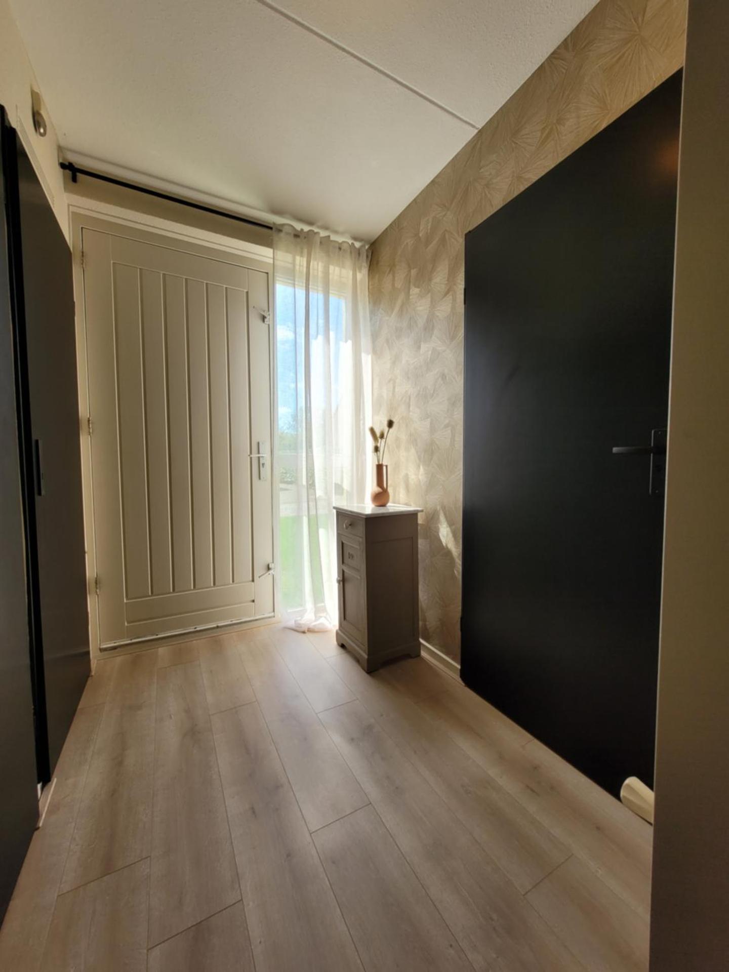 Retro Chic Wellness met hottub & sauna