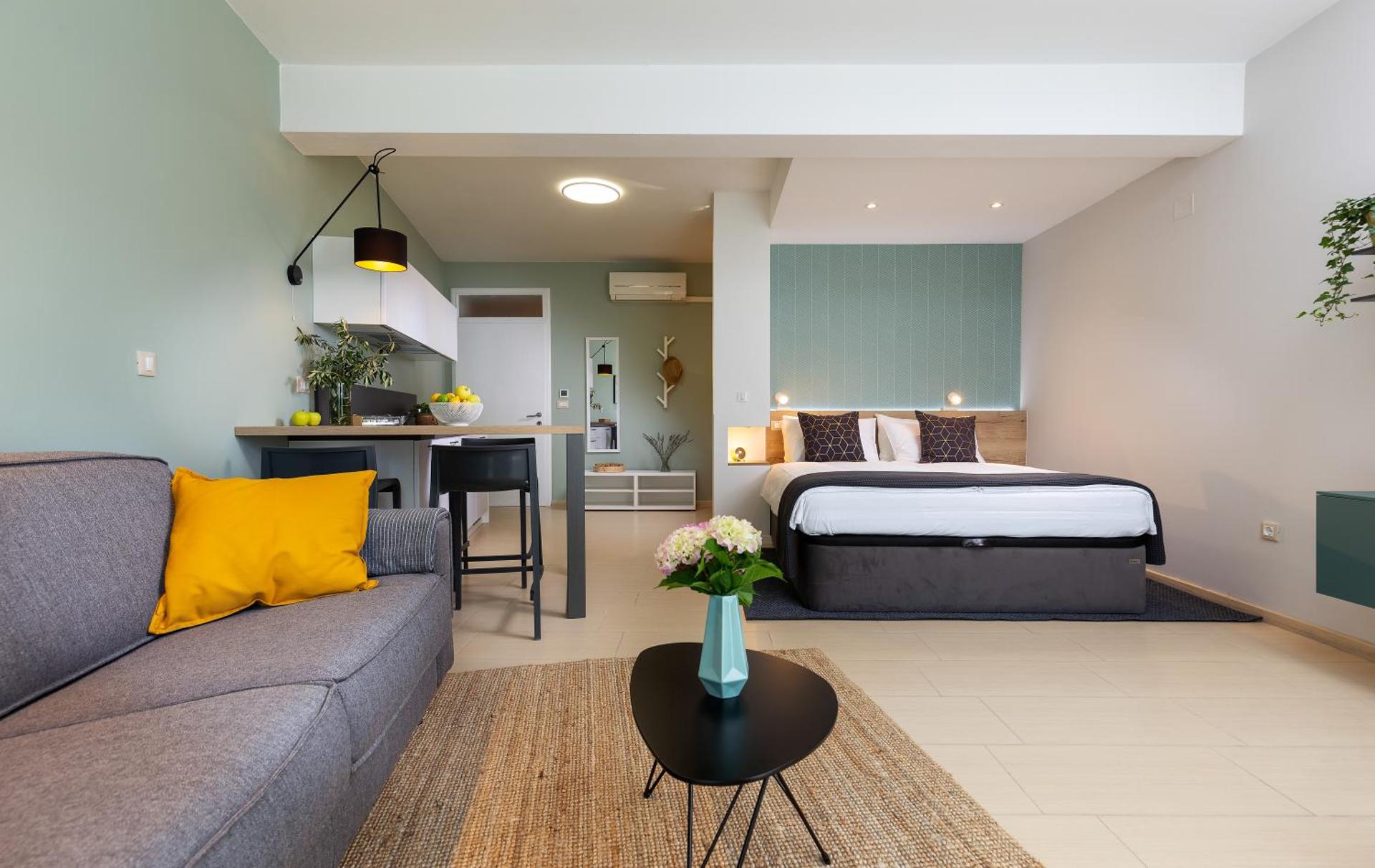 Photo of the whole room