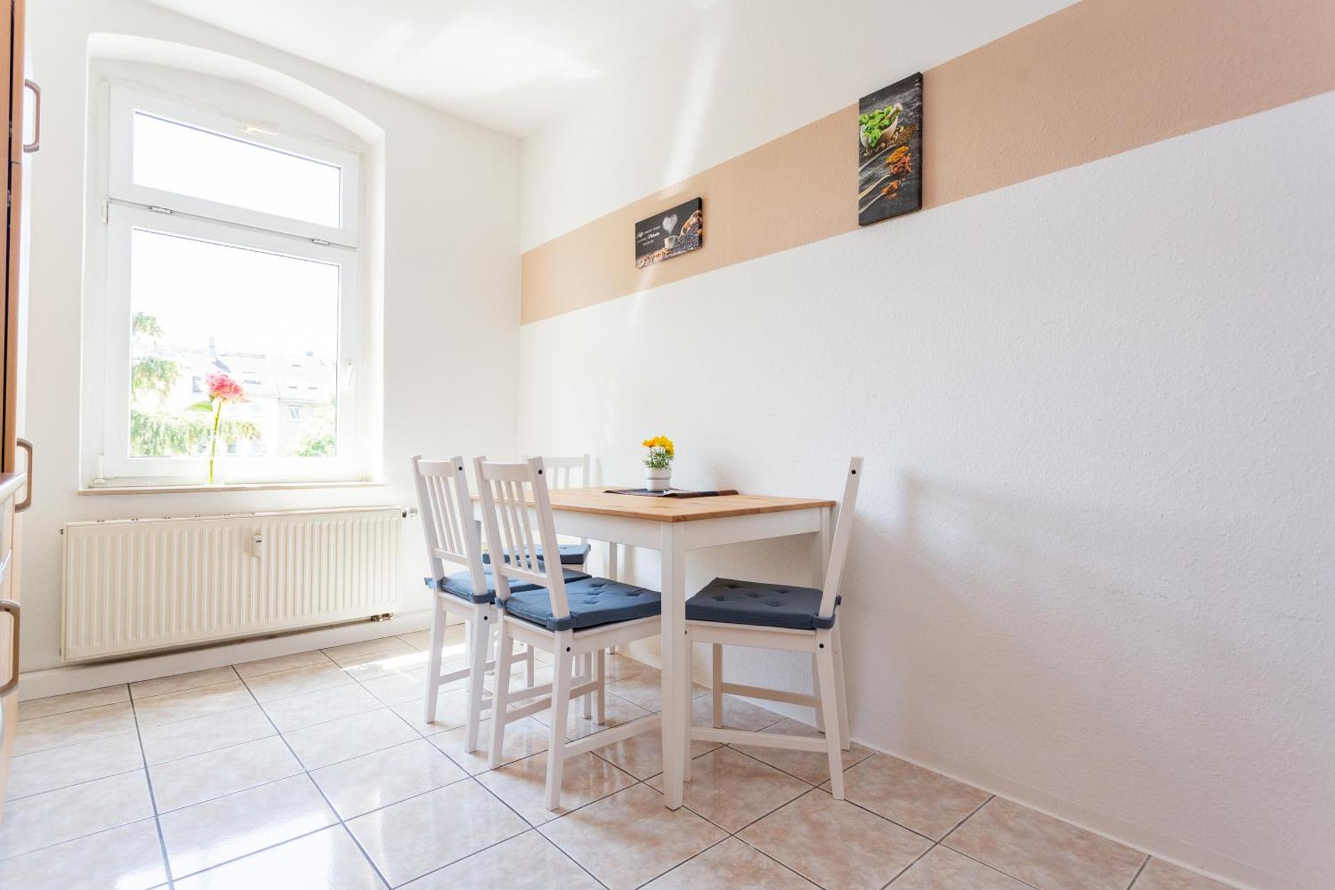 FullHouse - Chemnitz - Z25 Apartments - 3 Beds - SmartTV - Nespresso