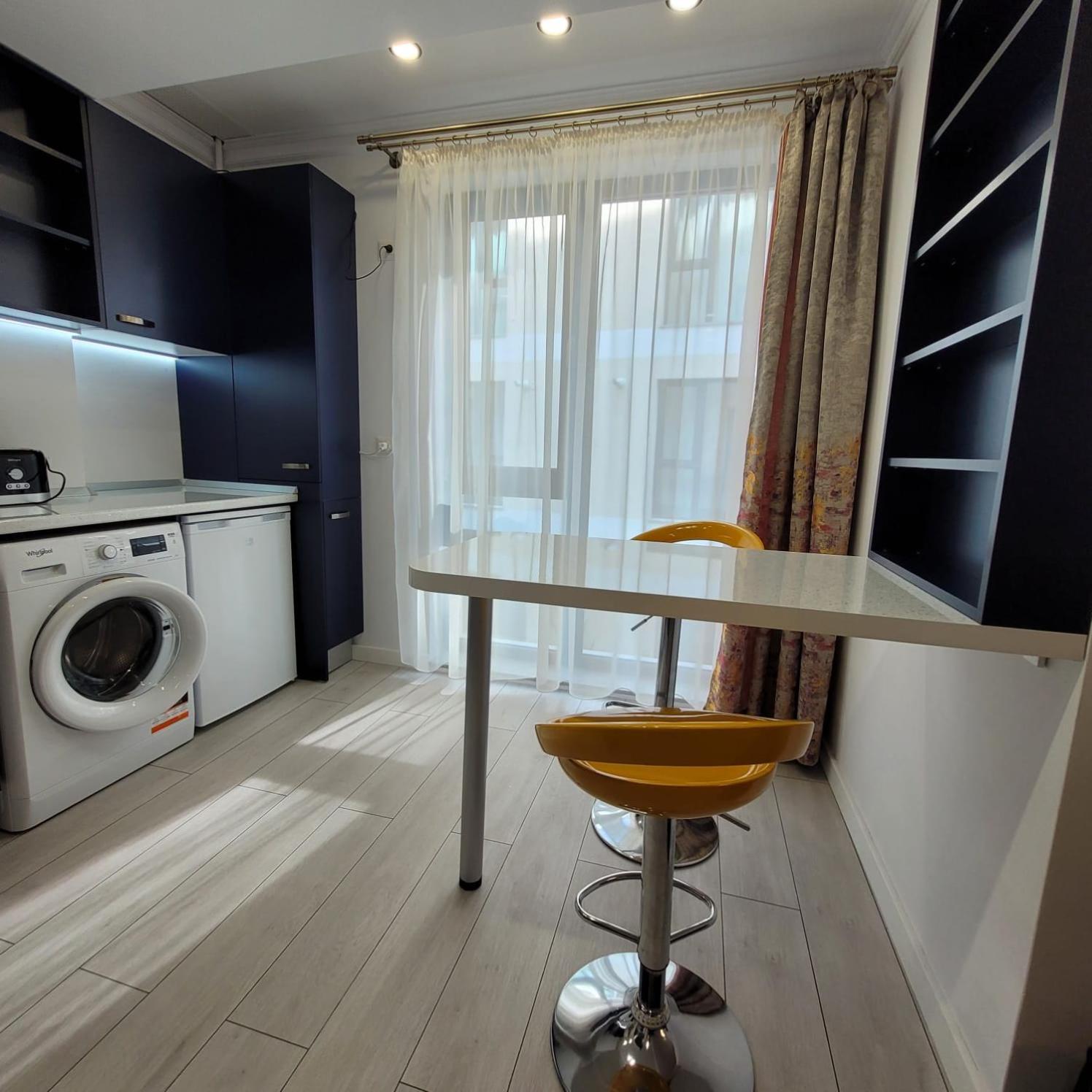 Studio 10 - Catedral Residence Bucharest - Free Parking