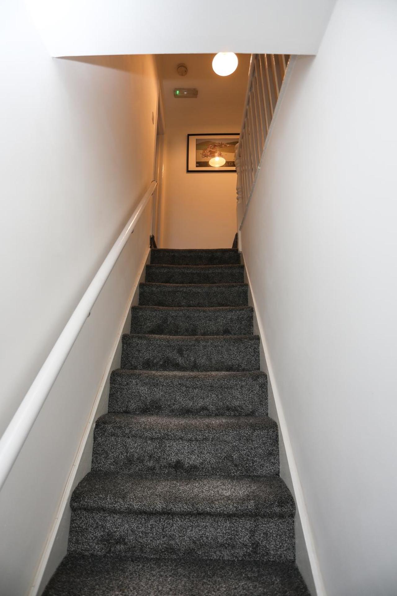 Cheerful 4-bedroom home in Sheffield