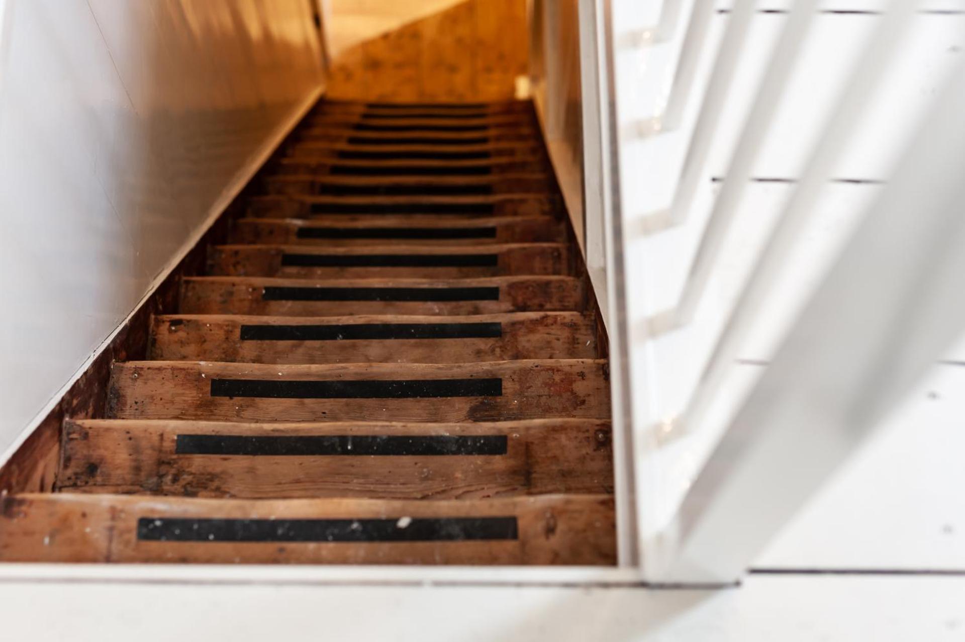 Unieke stadswoning met jacuzzi en sauna max 8 pers