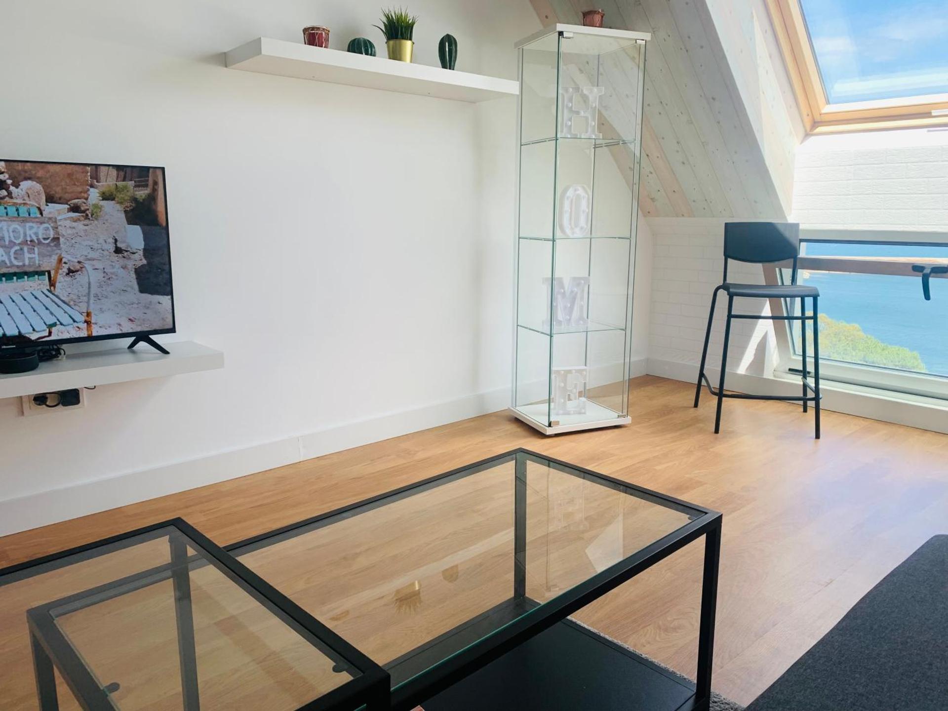 Apartamentos LAMAROSA -ATICO ,Vistas al Mar Cantabrico PARKING