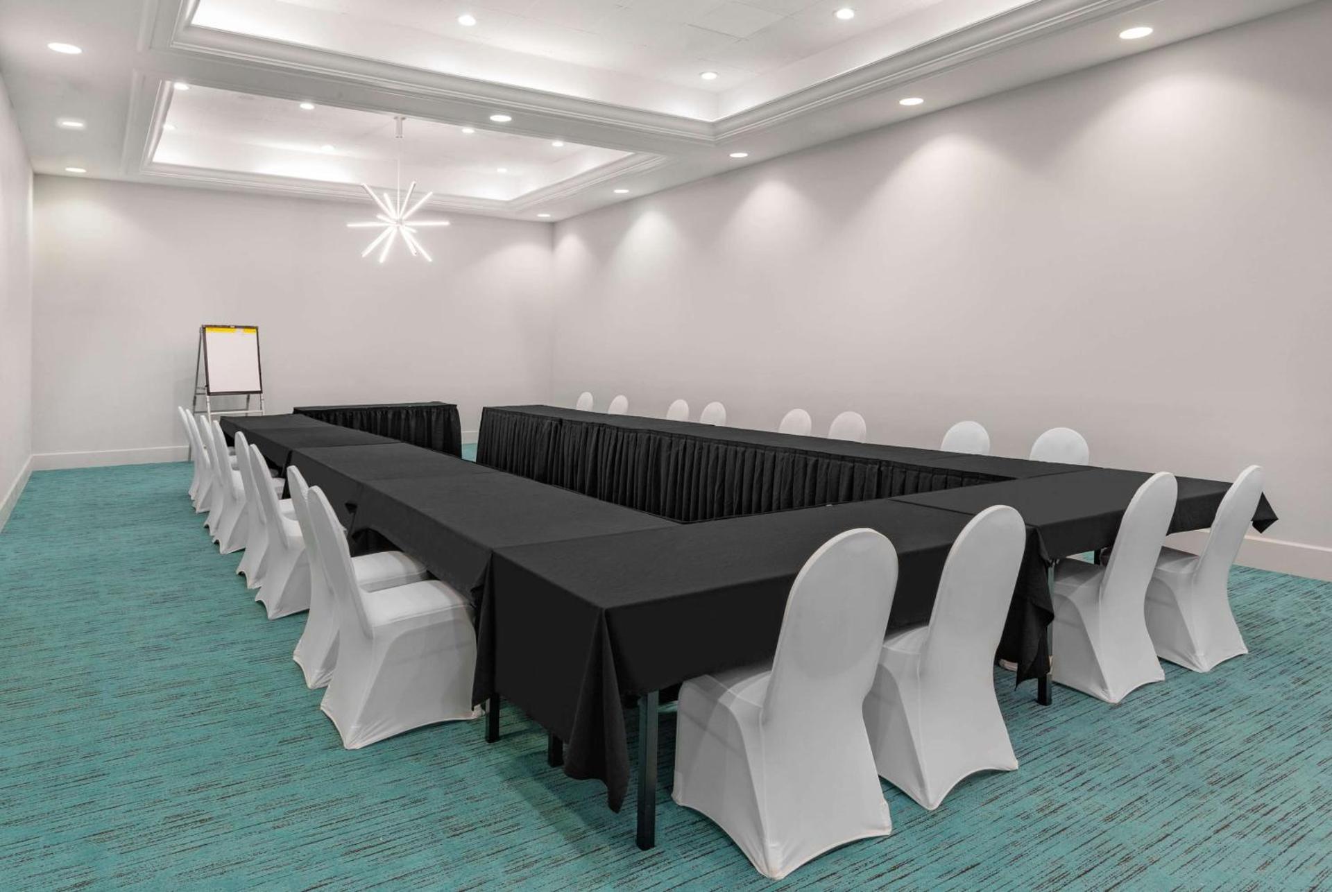 Meeting/conference room