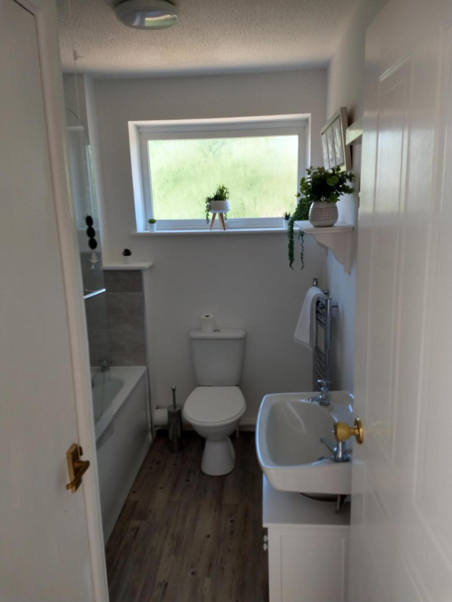 Stamford Redcot Gardens Stylish 2 bed Family town house with parking