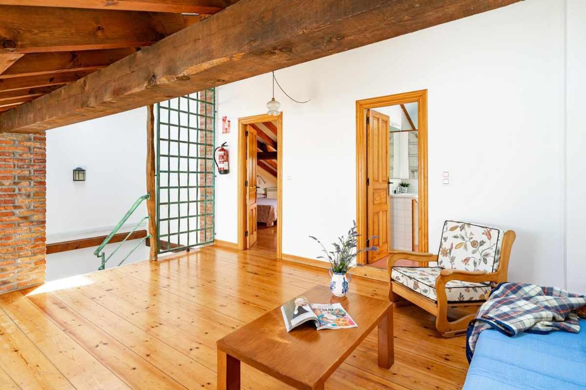 Casa con jardín cerca de la playa - El porton