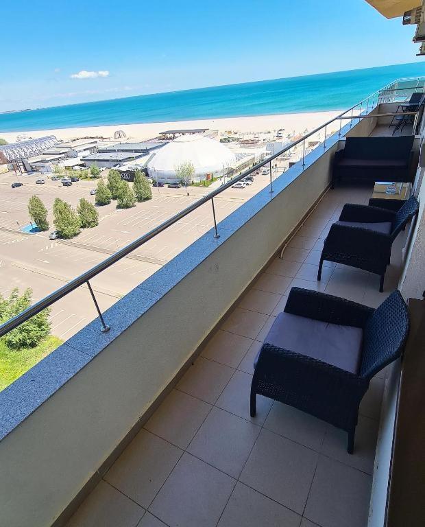 SeaView Cancun Apartments Summerland Mamaia