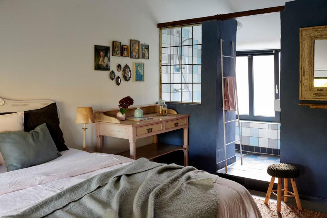 Apartment with Pool View 