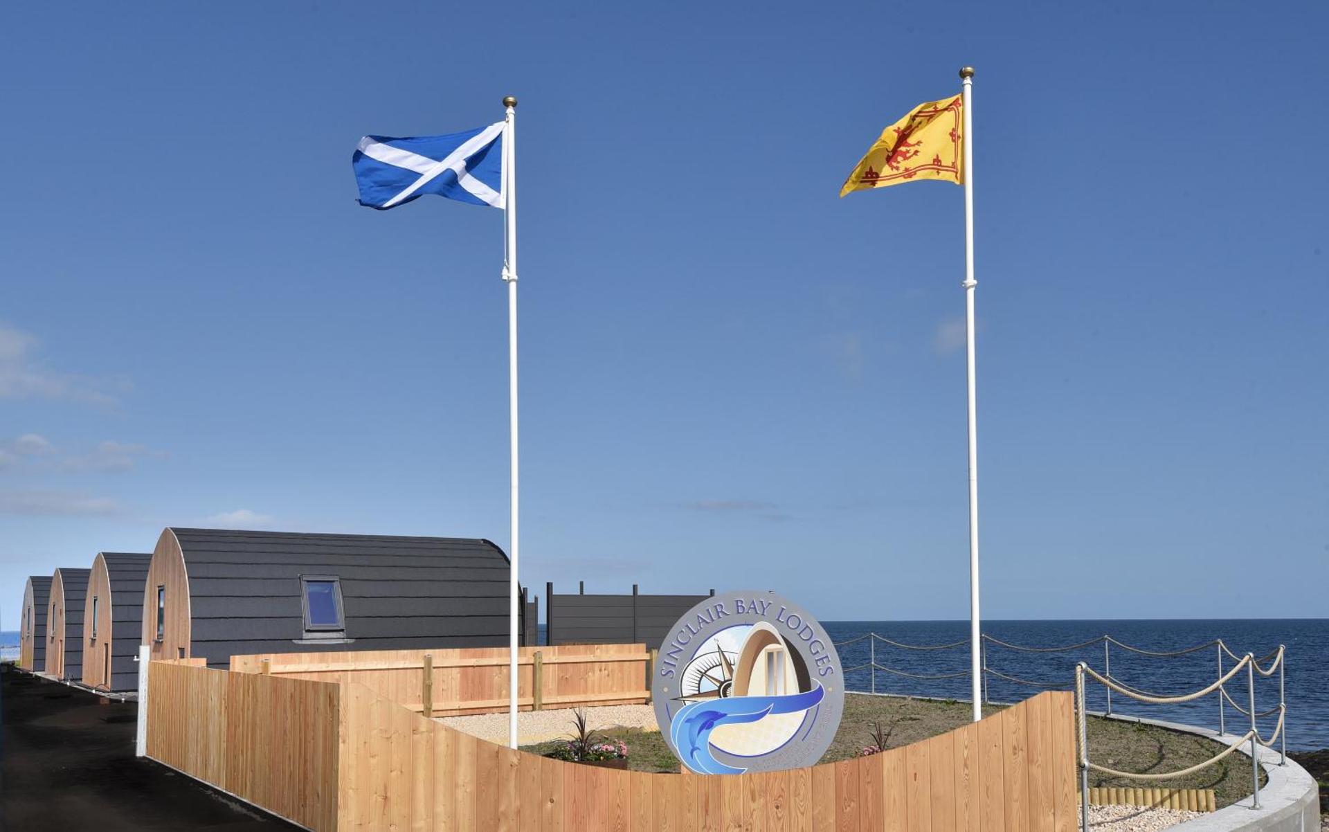 2 Sinclair bay lodges