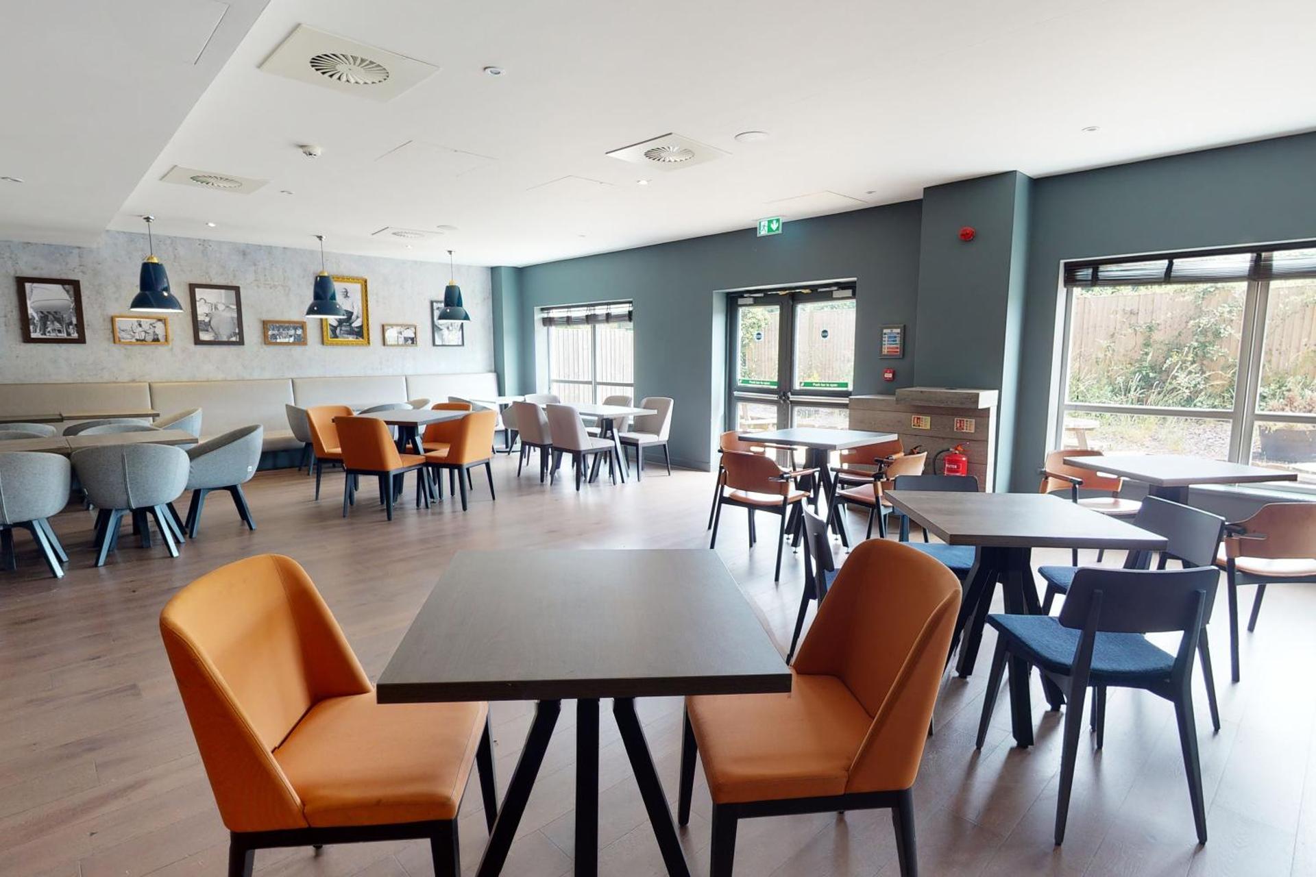 Restaurant/places to eat