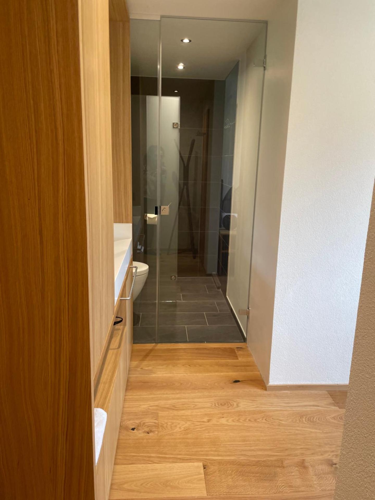  Single Room without Balcony