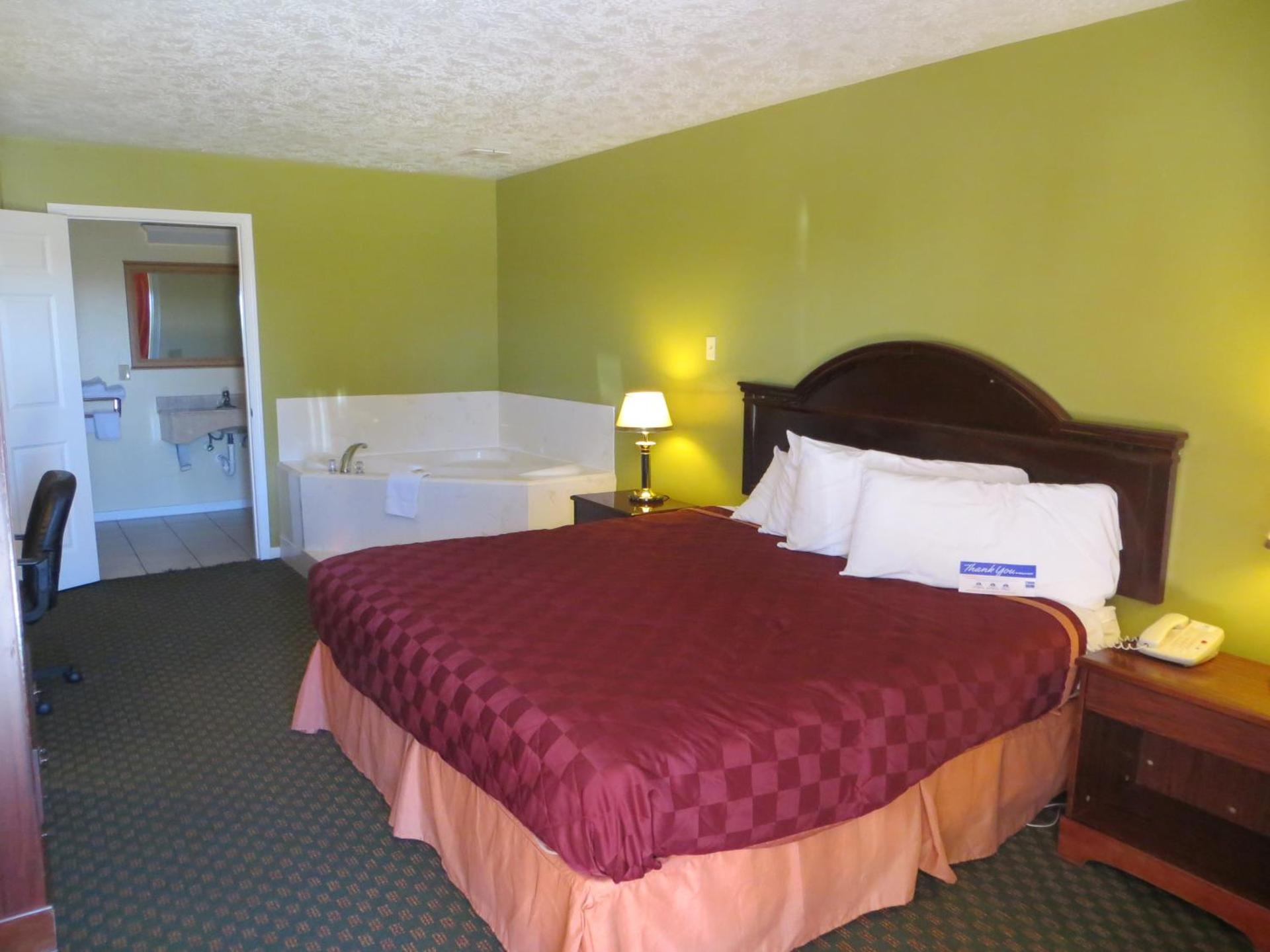 King Room with Hot Tub