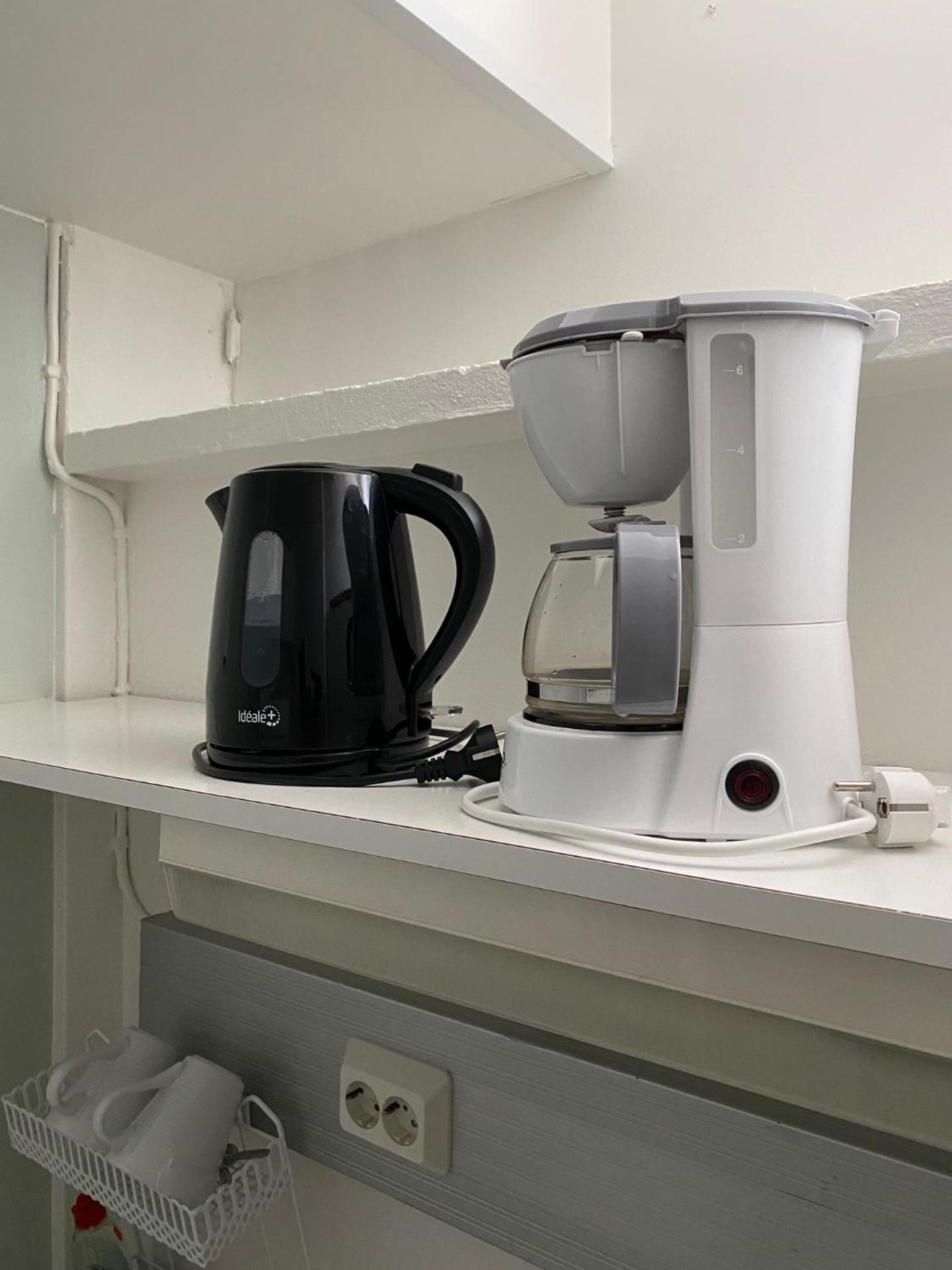 Coffee/tea facilities