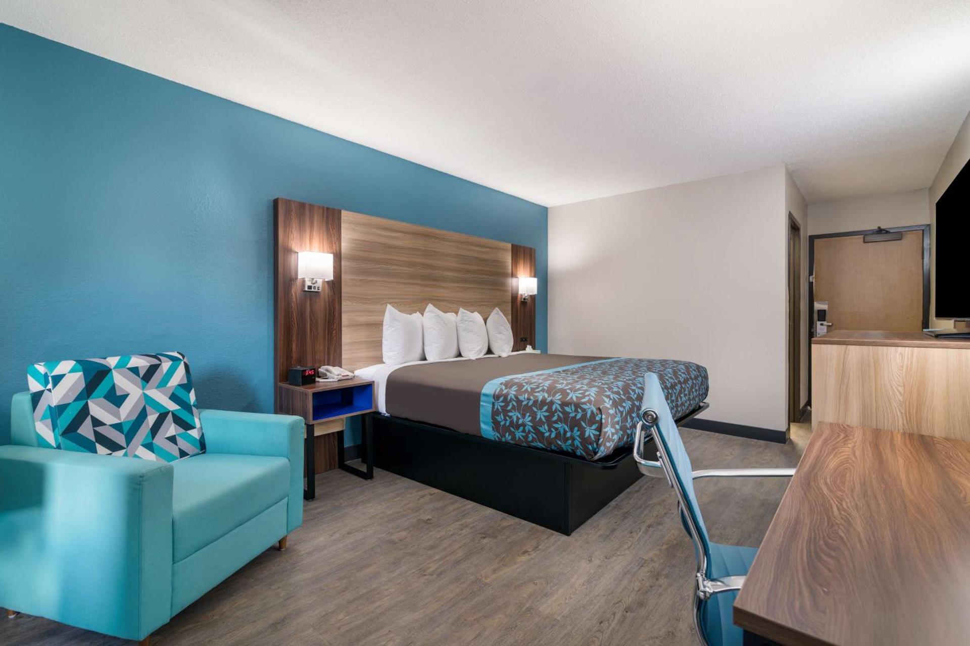 Photo of the whole room