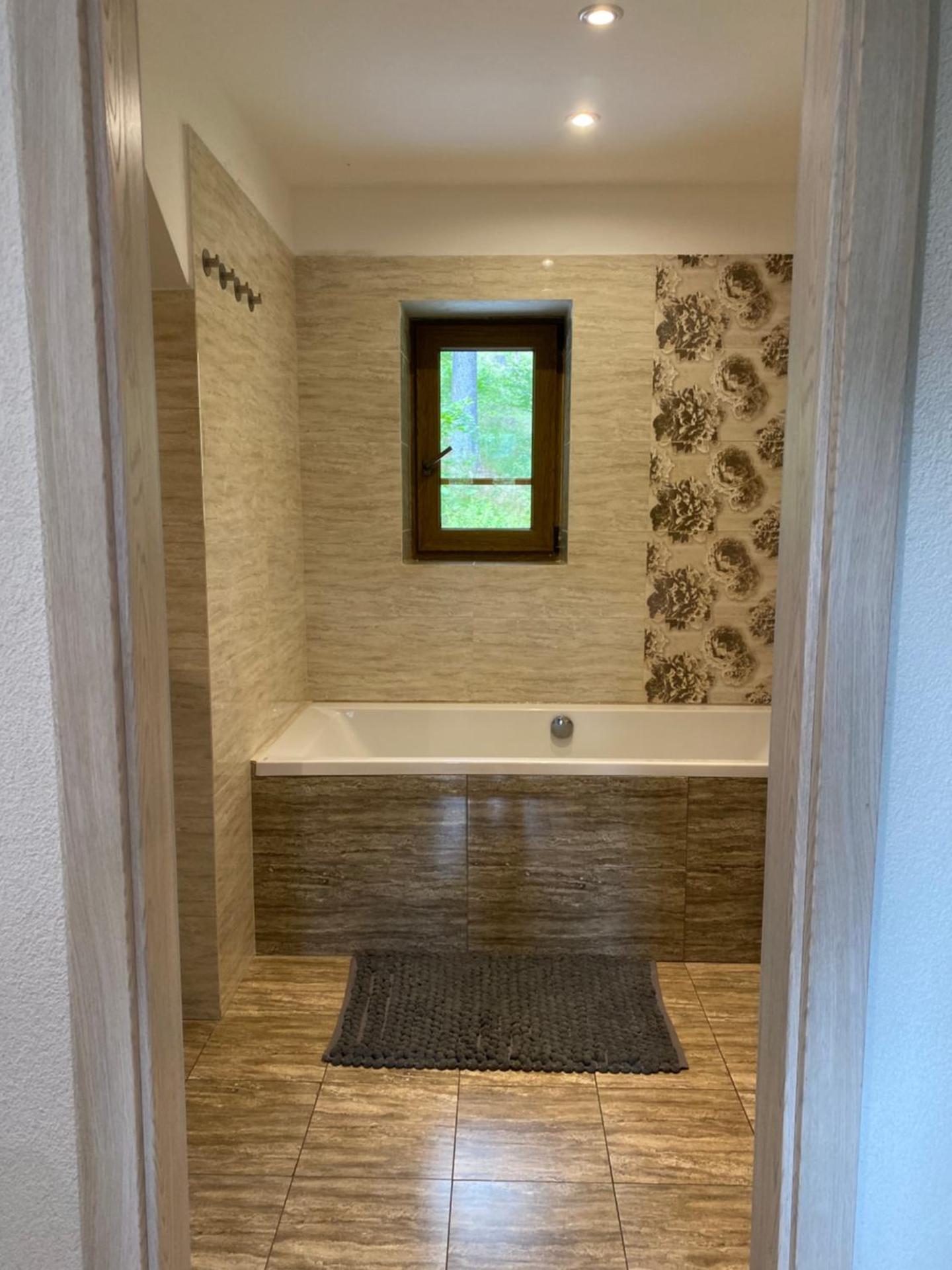 Chata na přehradě s vlastním wellness