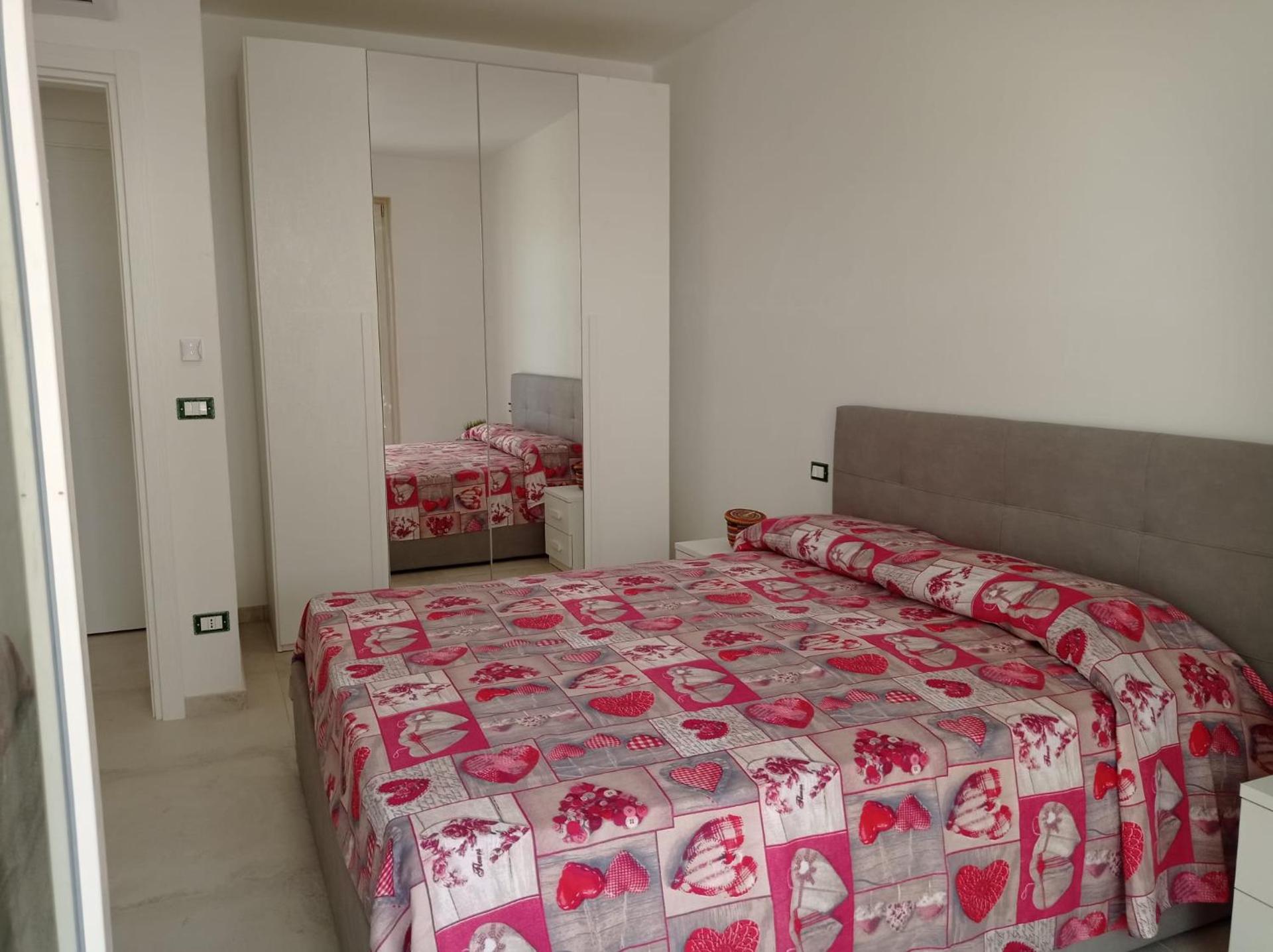 Gelsimori Apartments