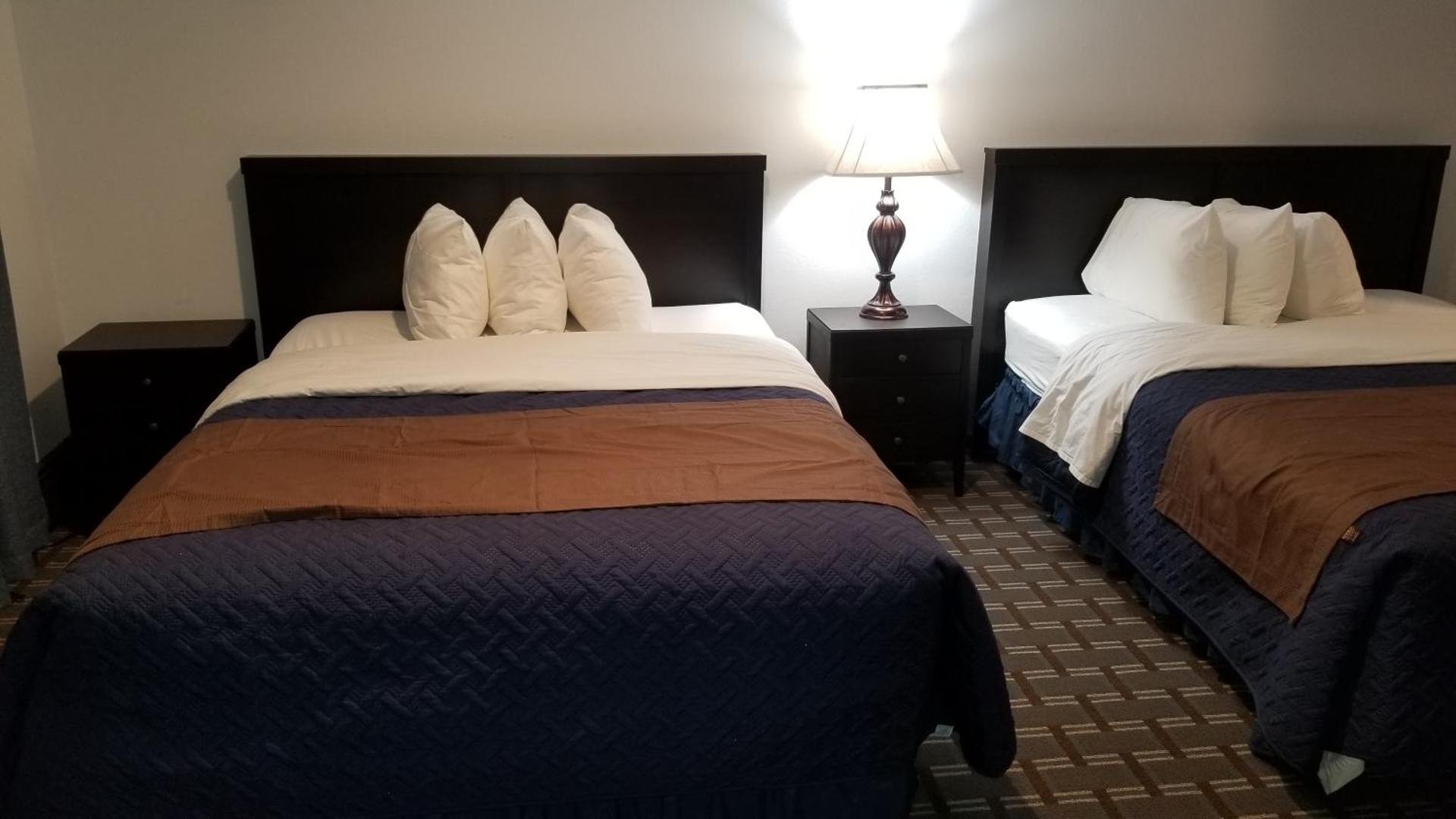 Valley Hi Hotel